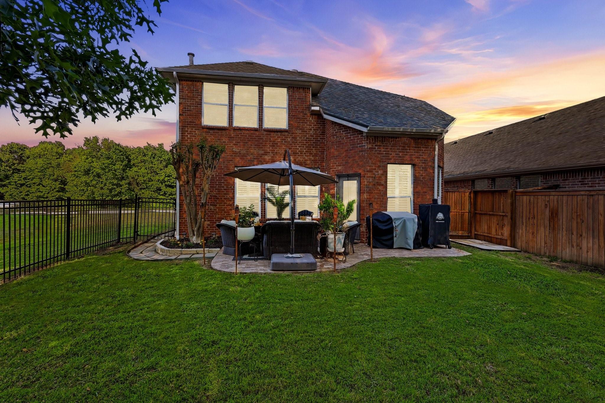 main property photo 30