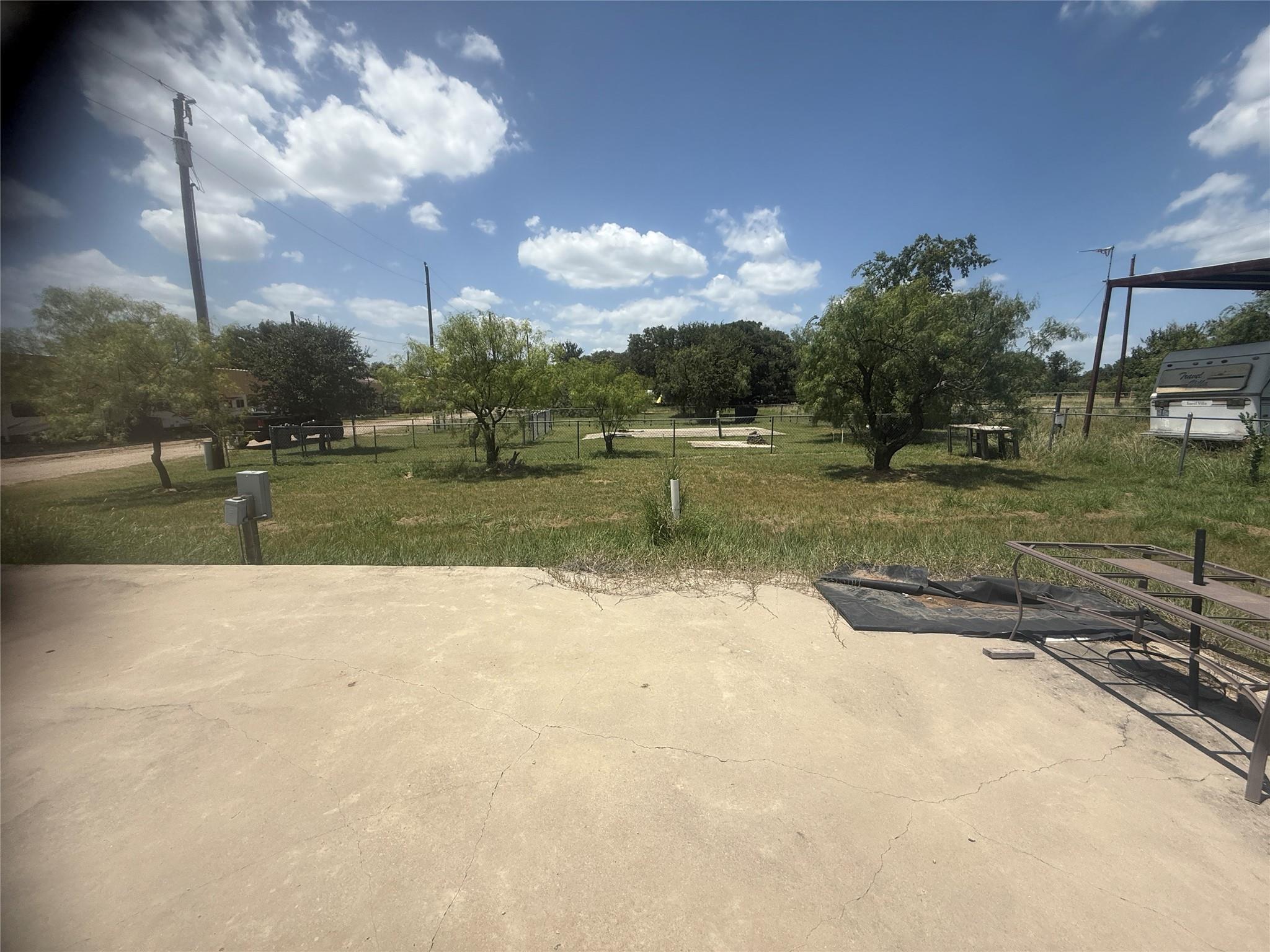main property photo 6