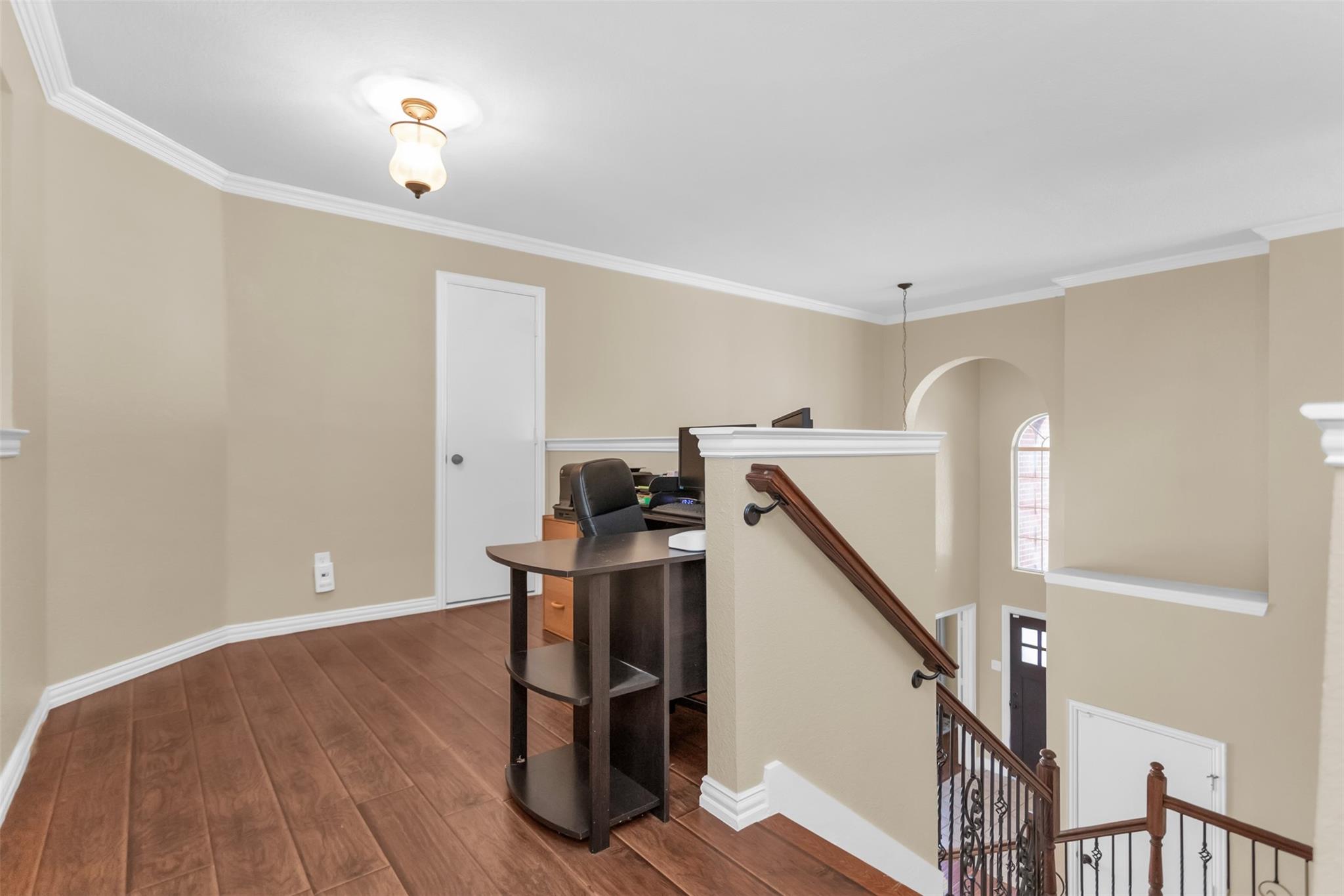 main property photo 25