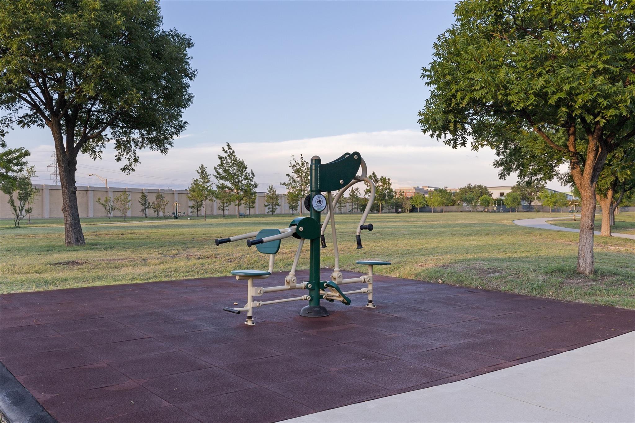 main property photo 31