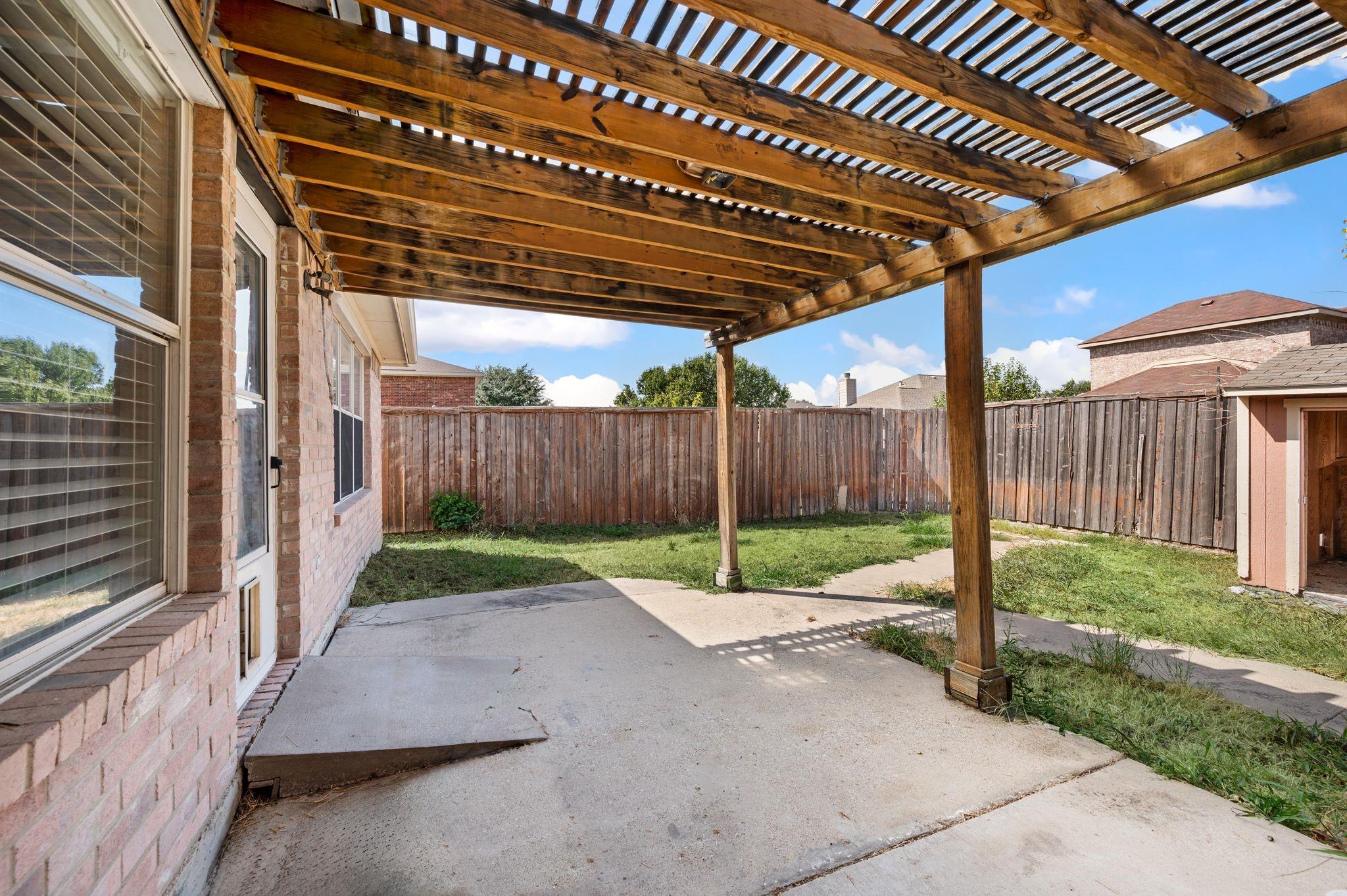 main property photo 22