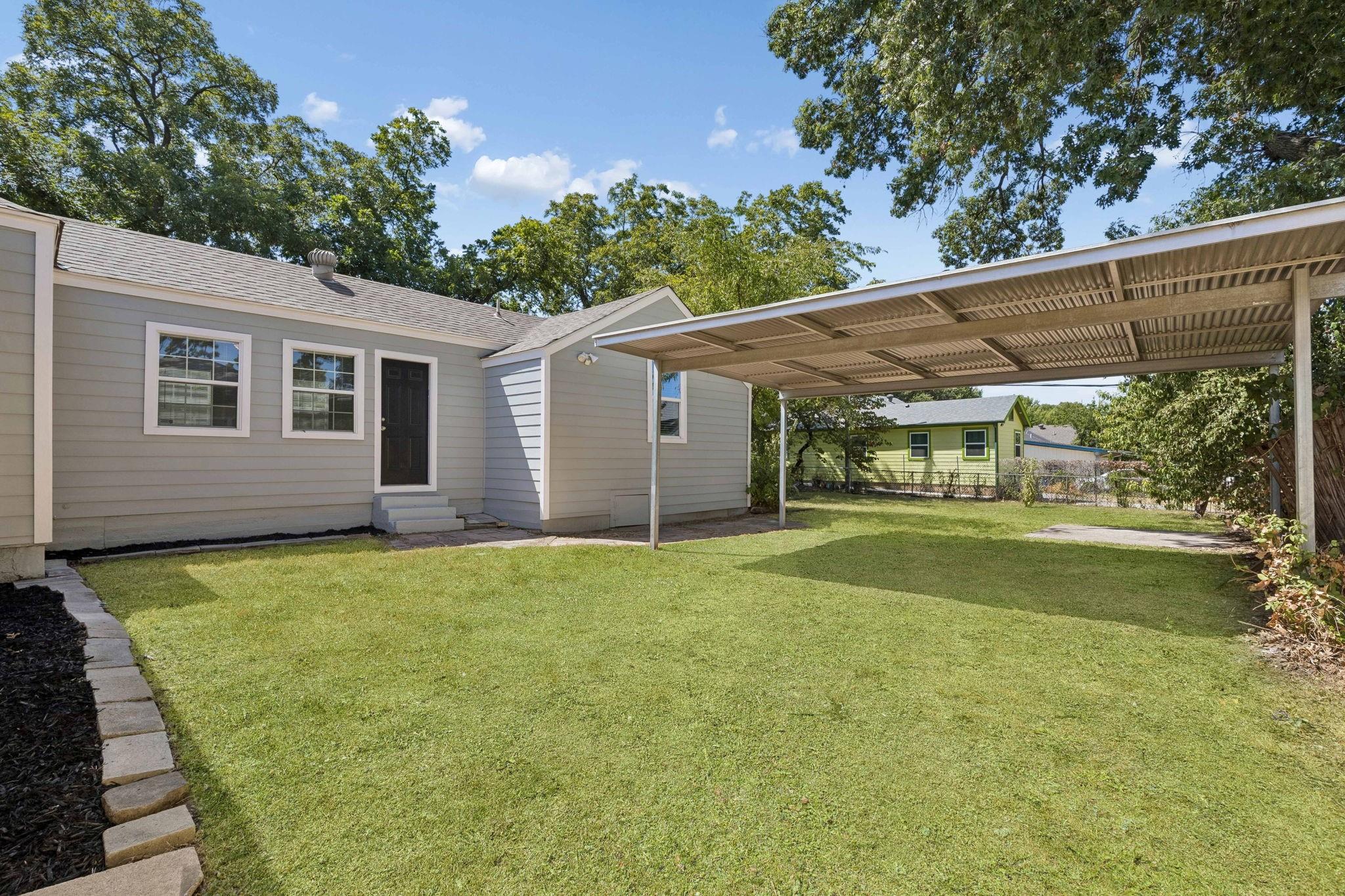 main property photo 19