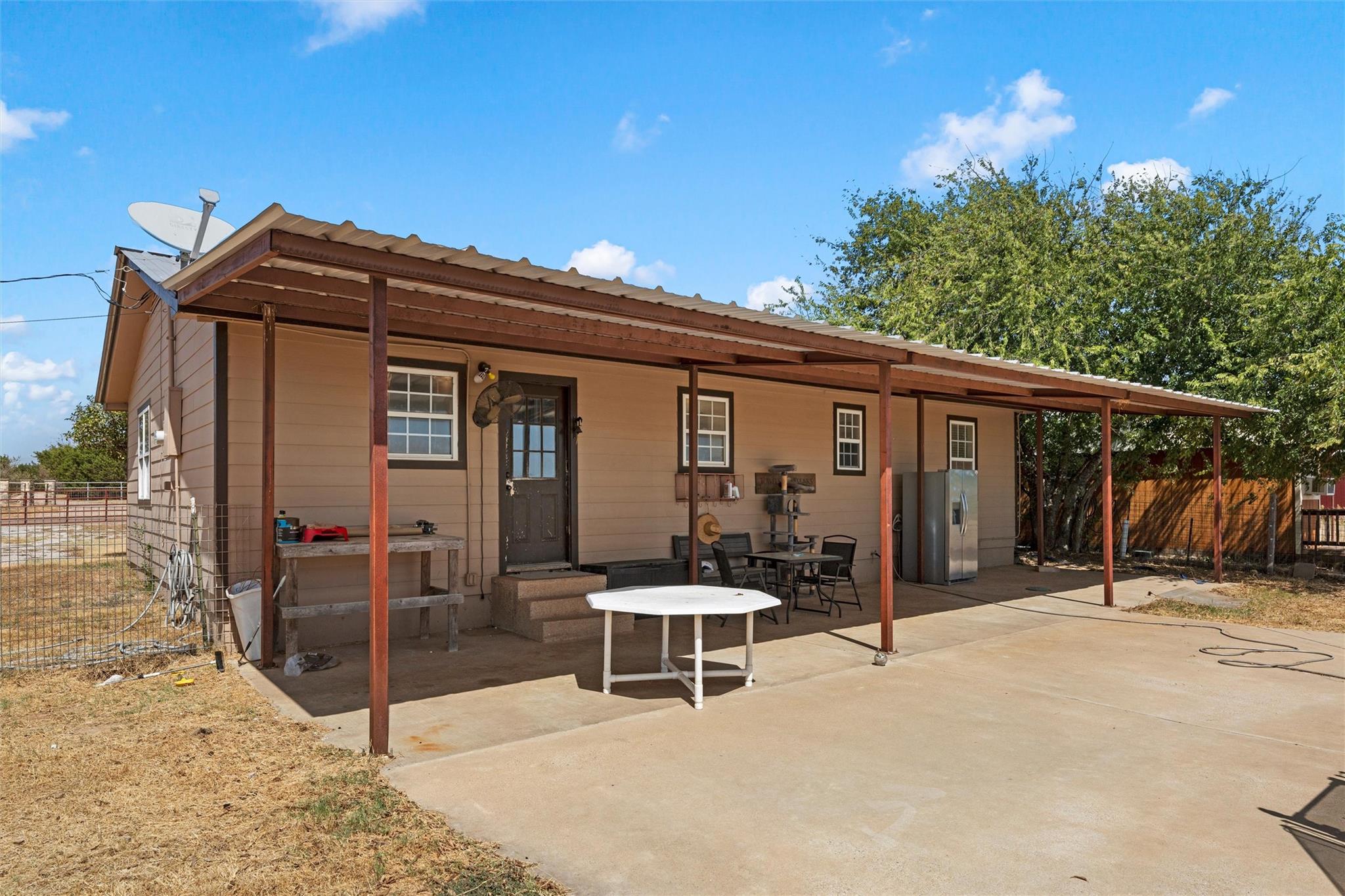 main property photo 21
