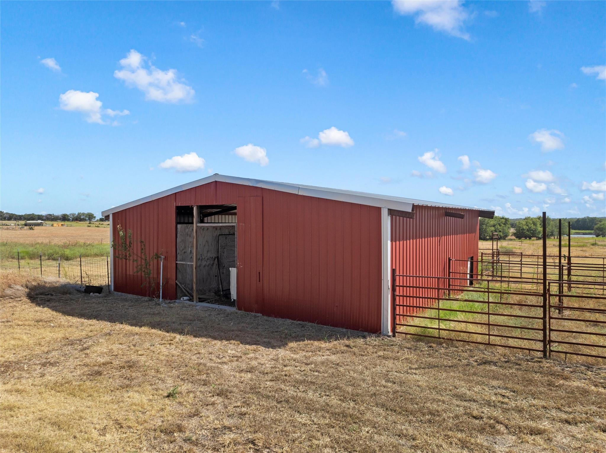 main property photo 29