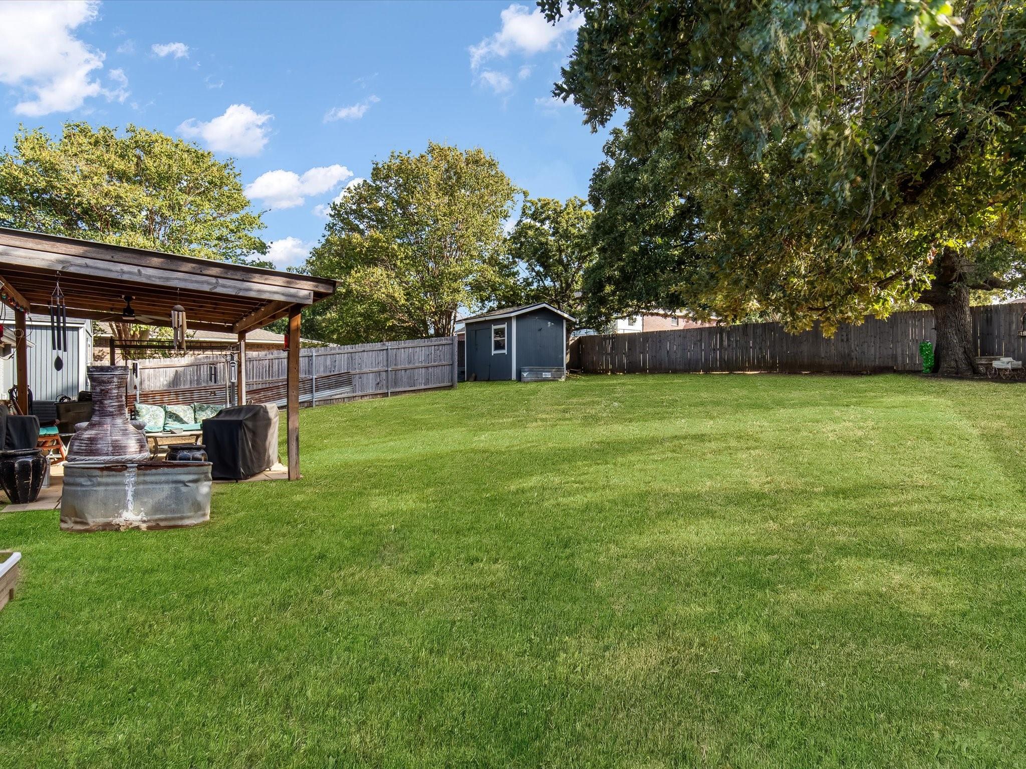 main property photo 28