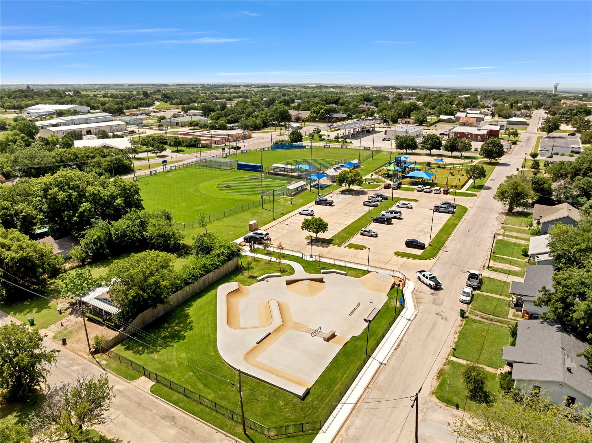 main property photo 23