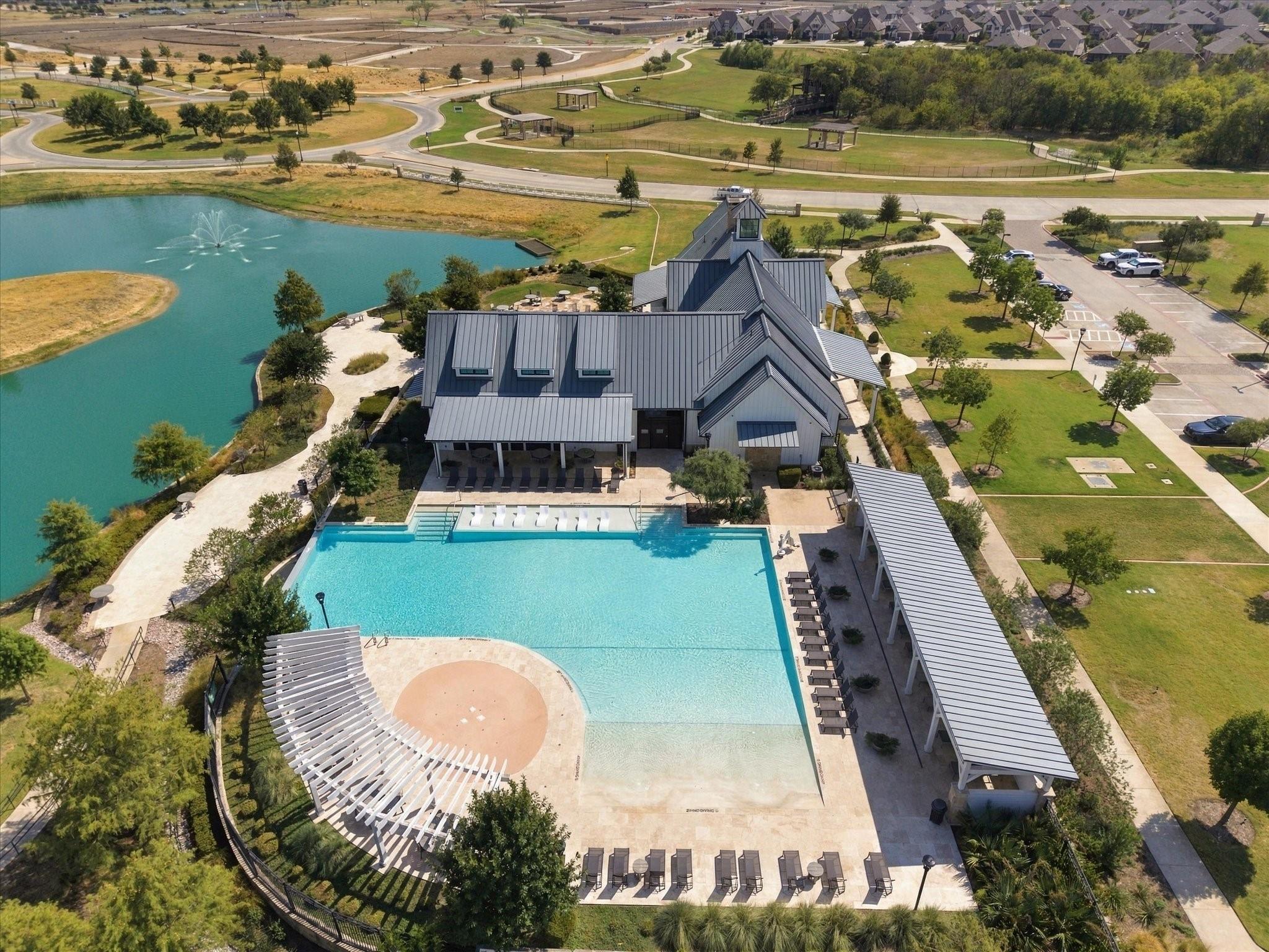 main property photo 38