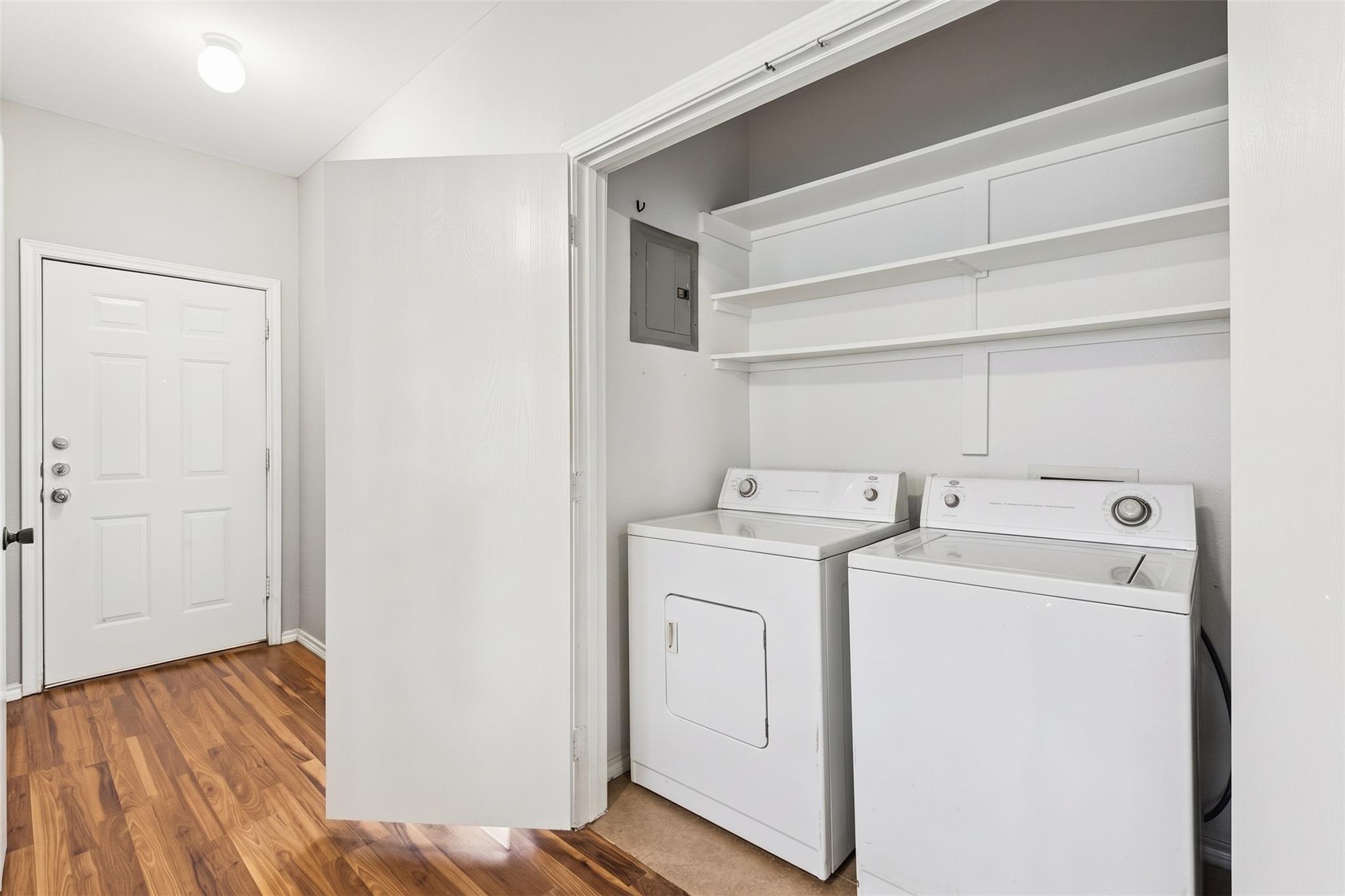 main property photo 23