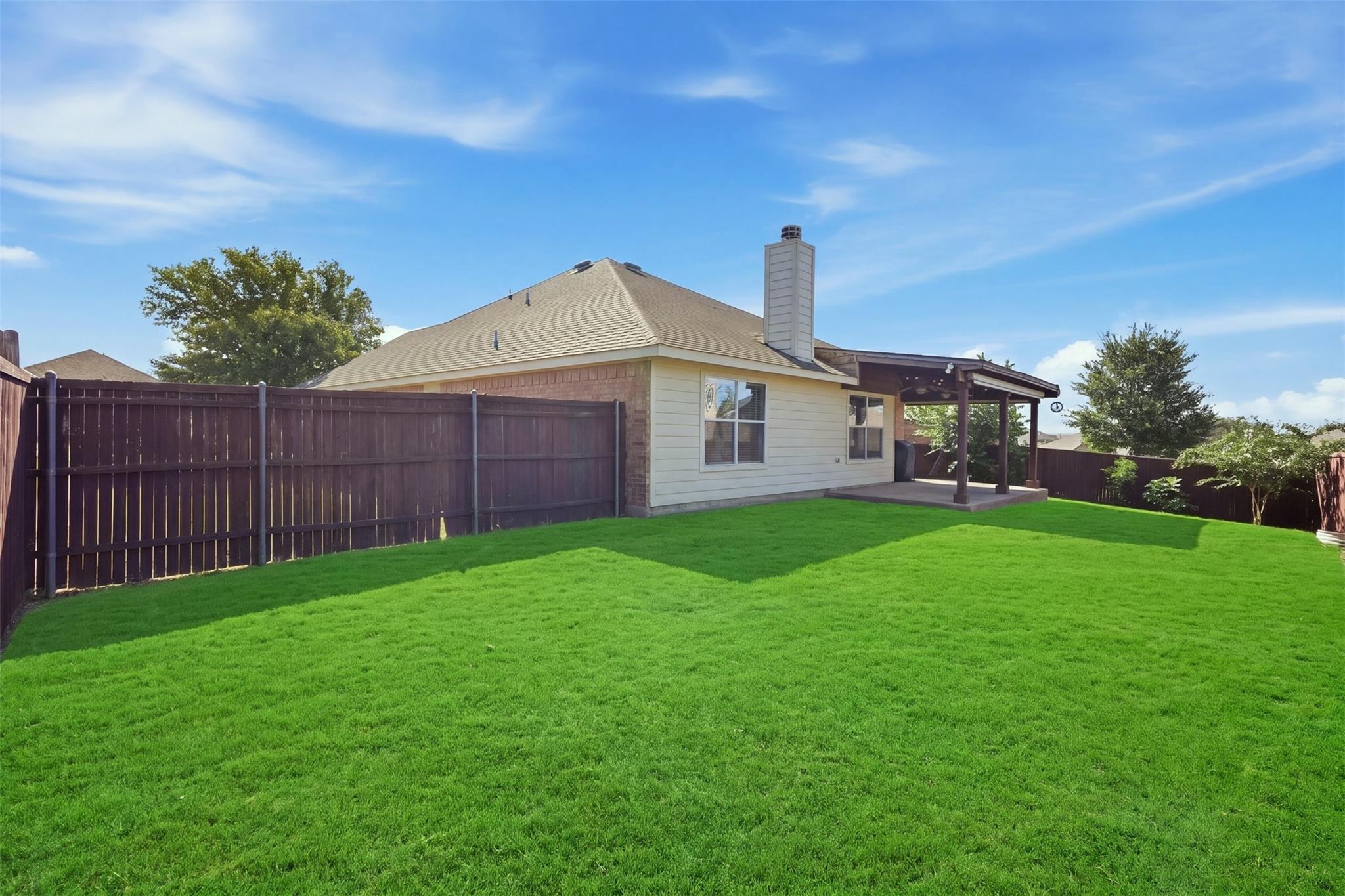 main property photo 25