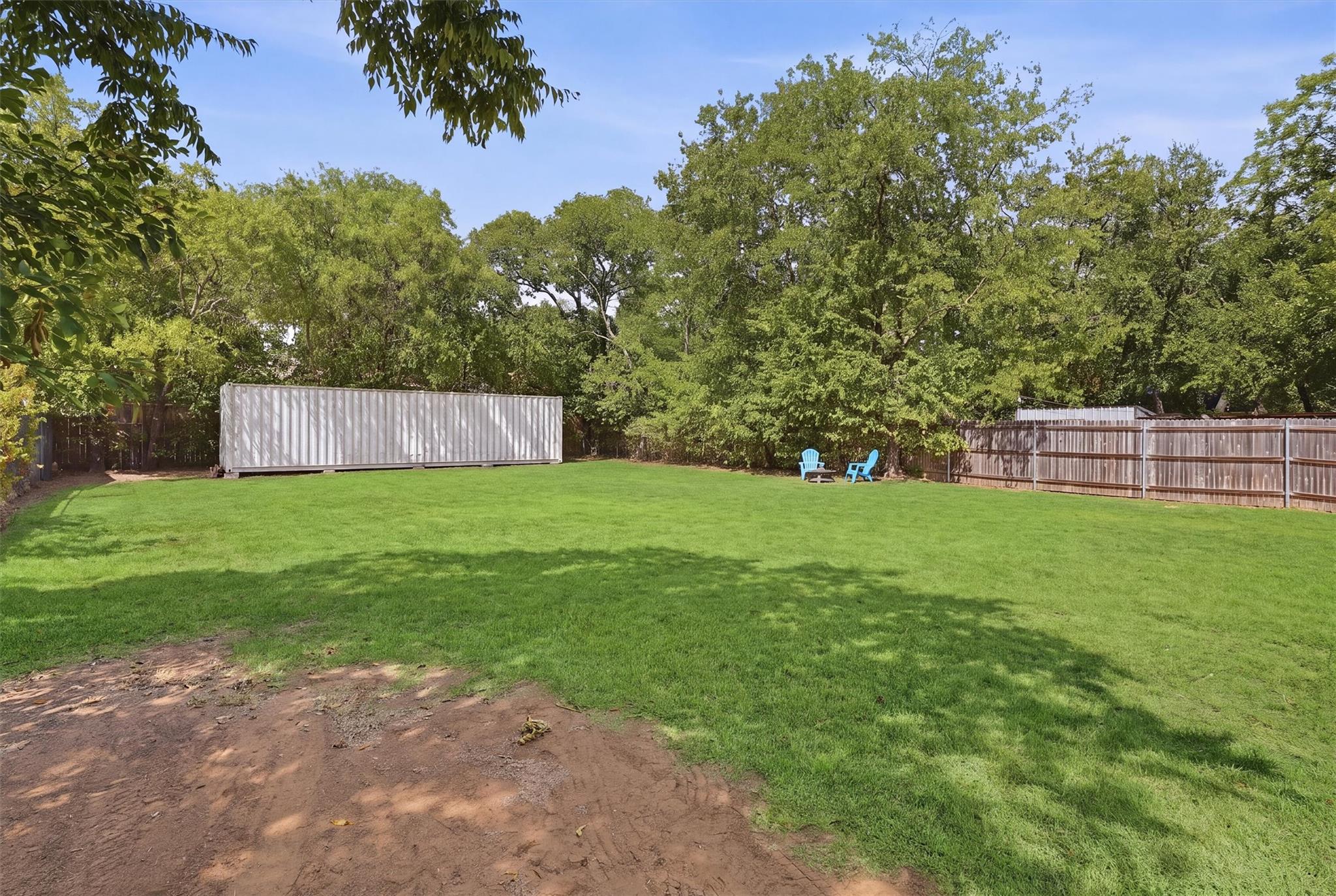 main property photo 36