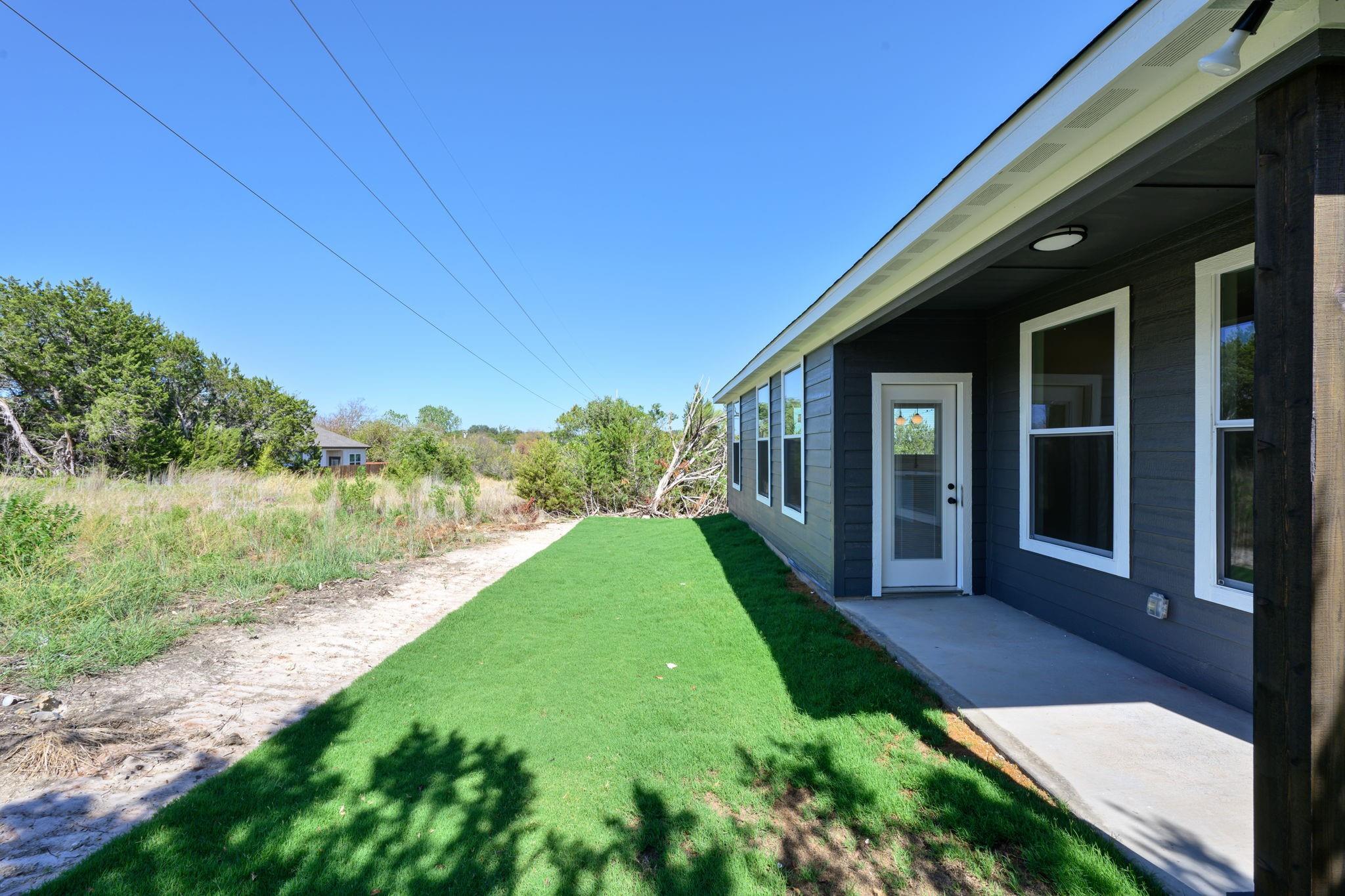 main property photo 31