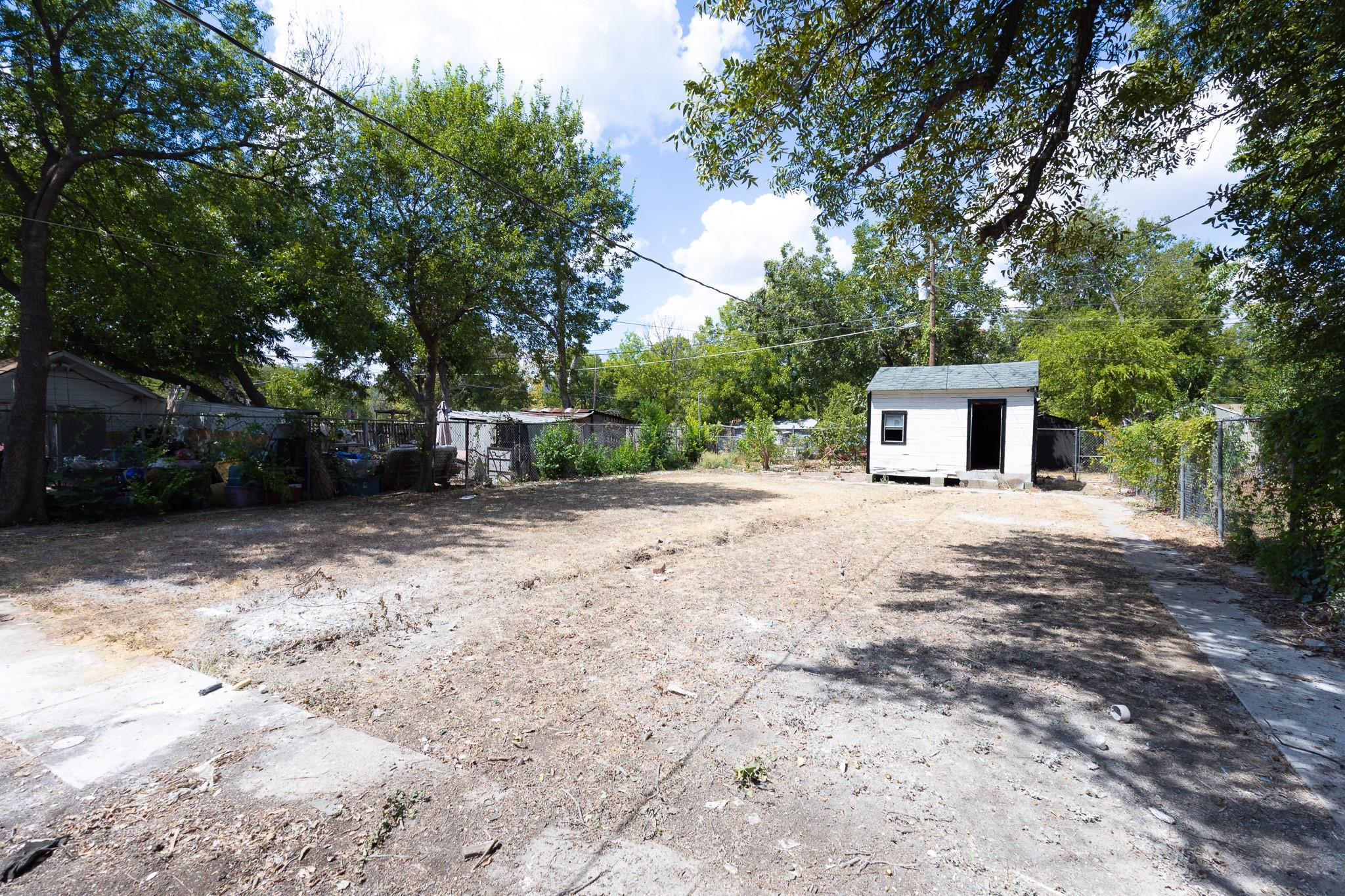 main property photo 23