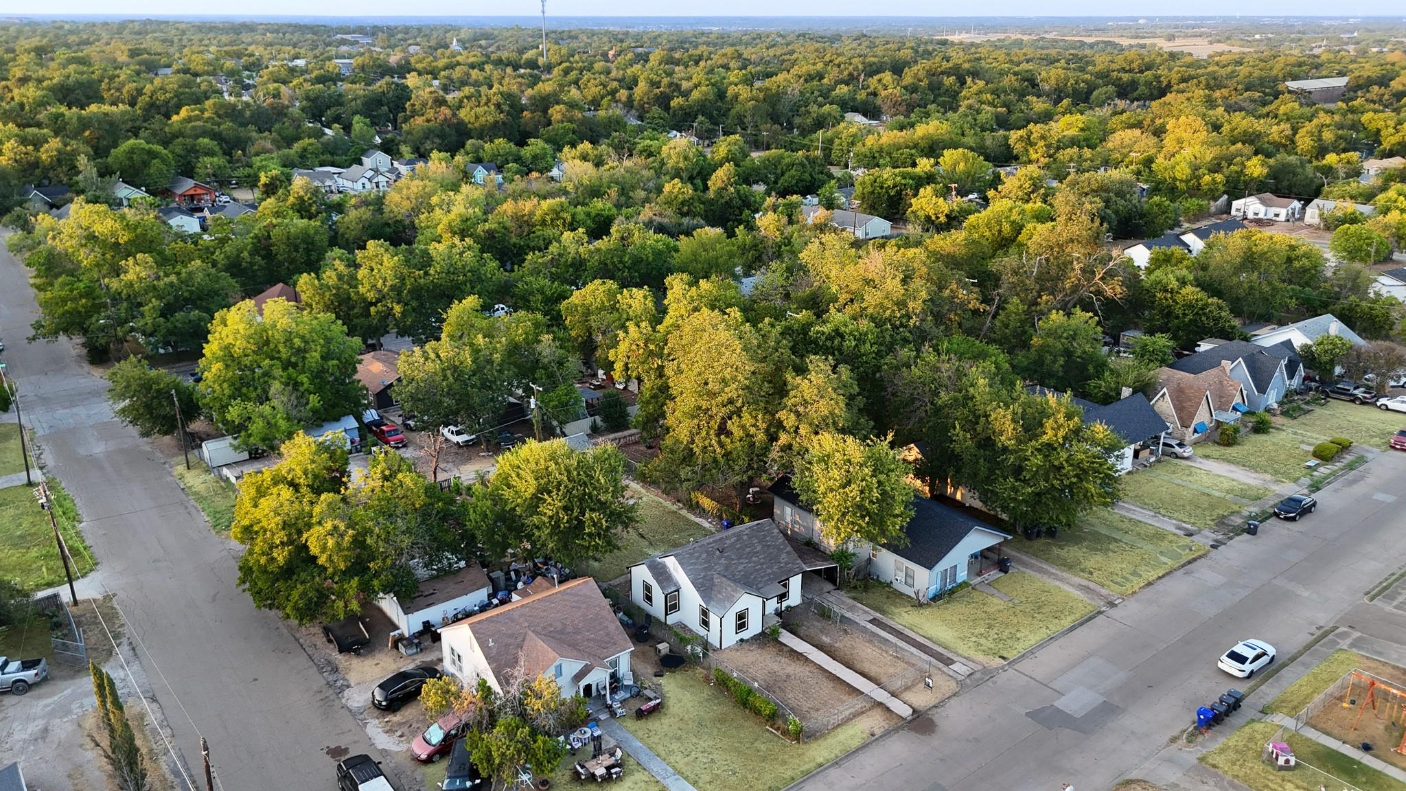 main property photo 34
