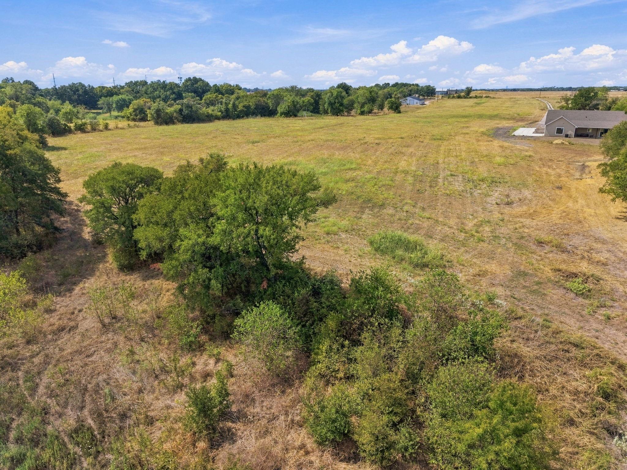 main property photo 14