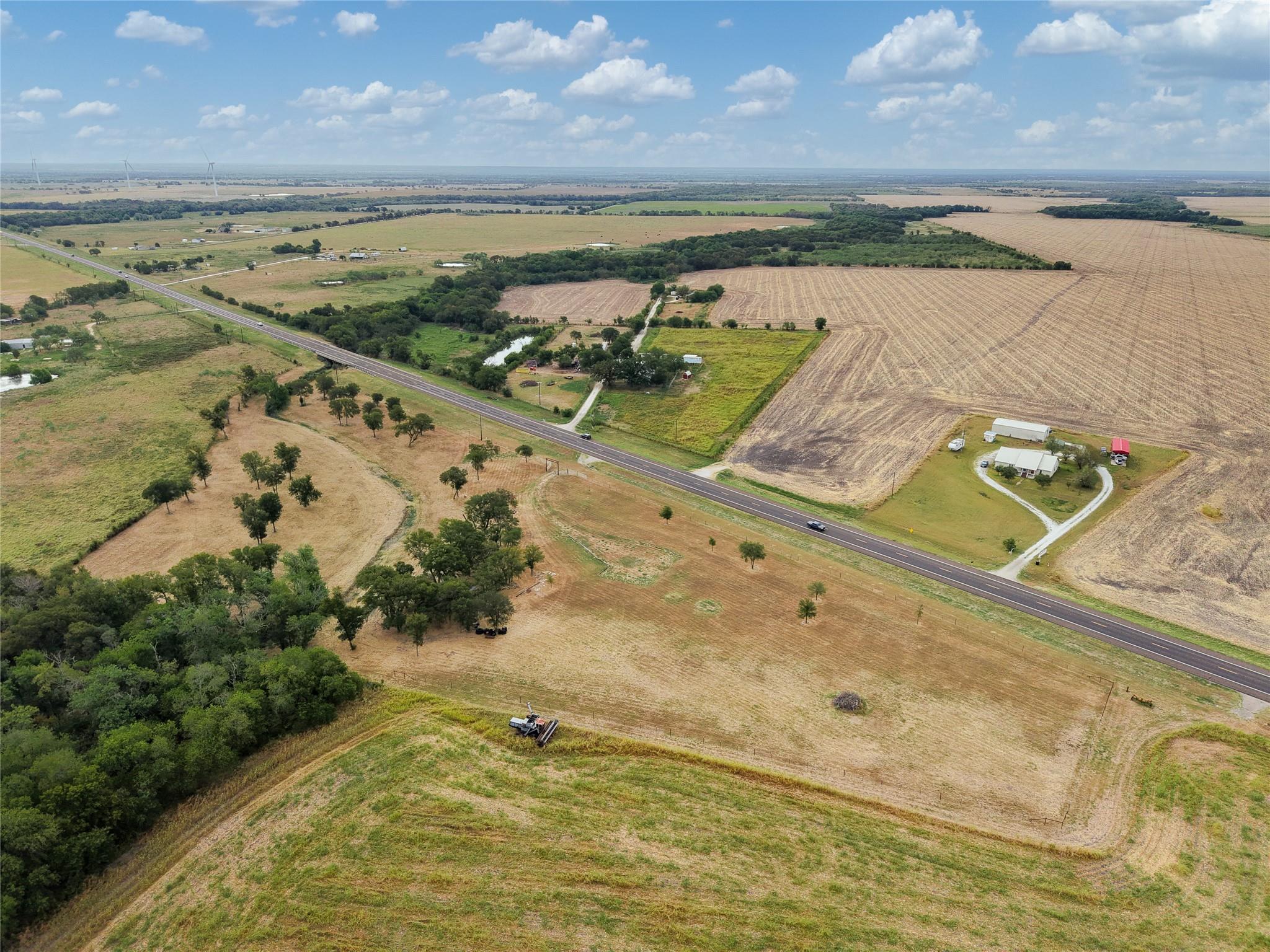main property photo 4