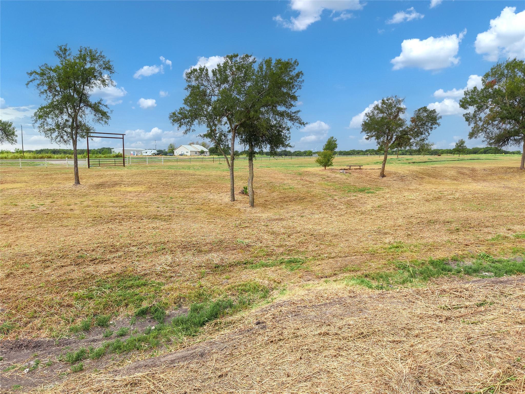 main property photo 9