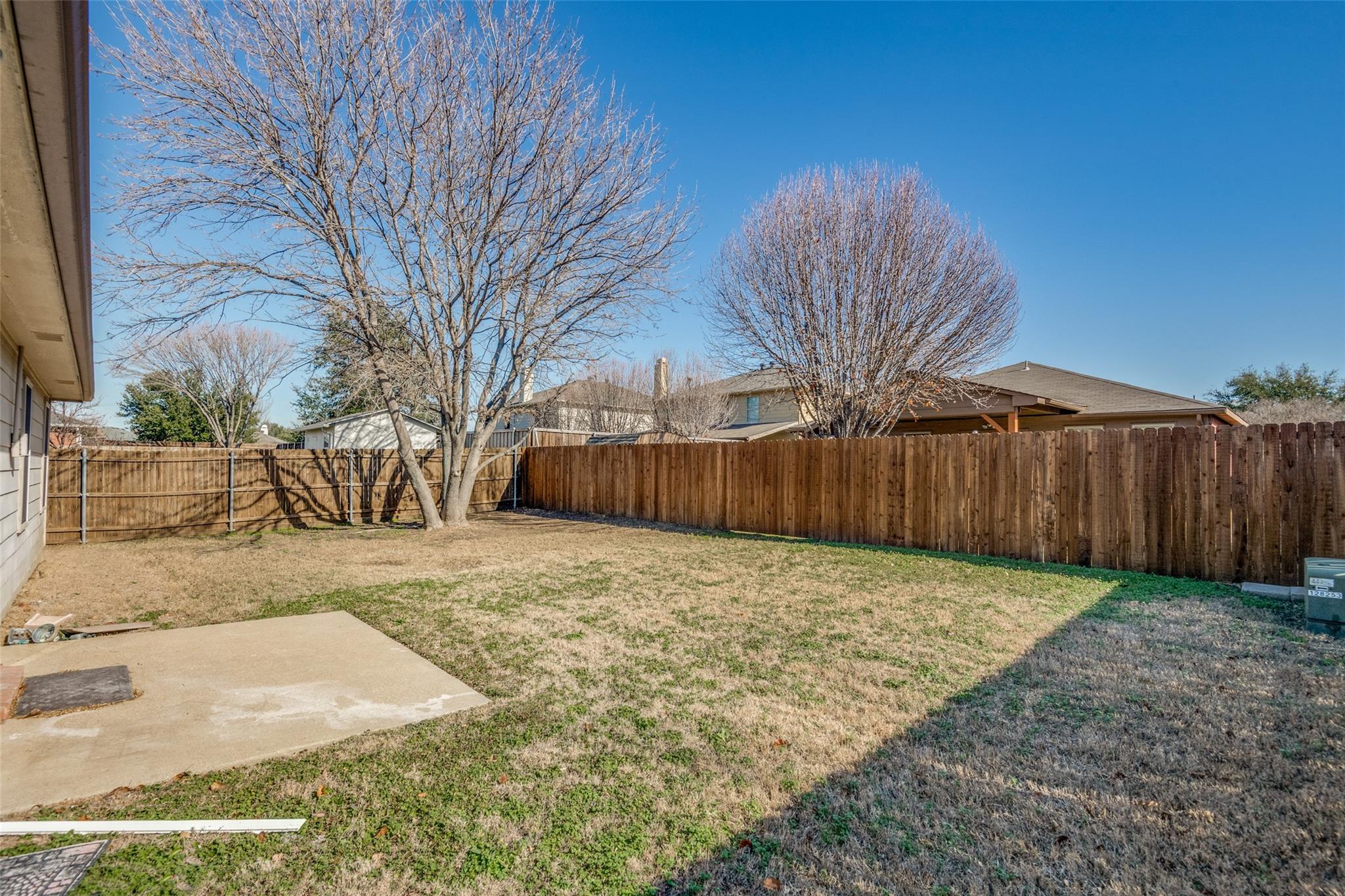 main property photo 23