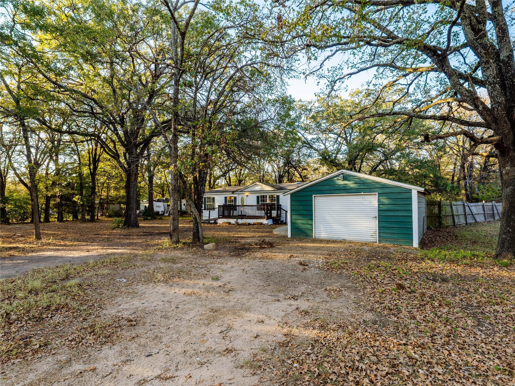 main property photo 25