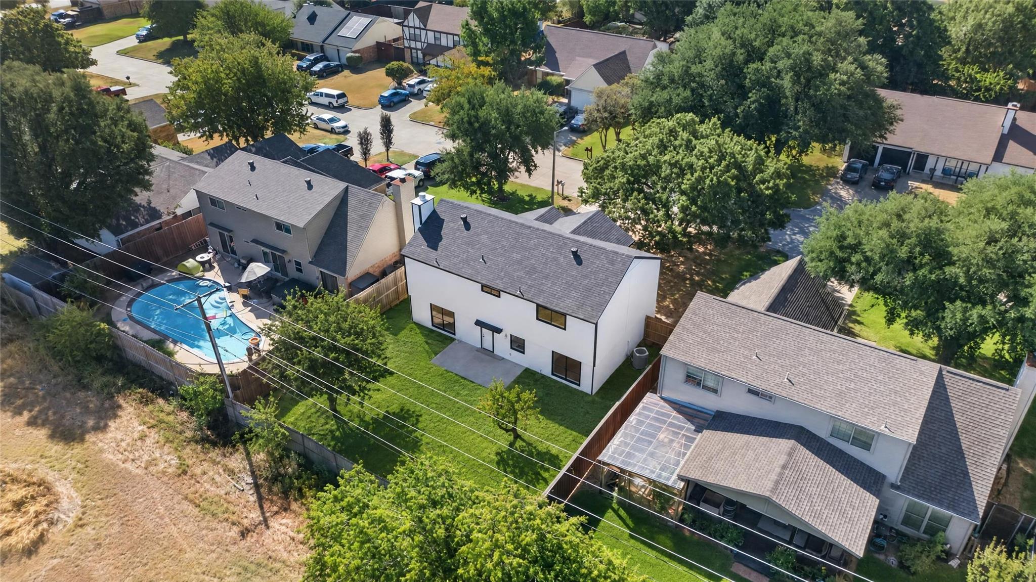 main property photo 34