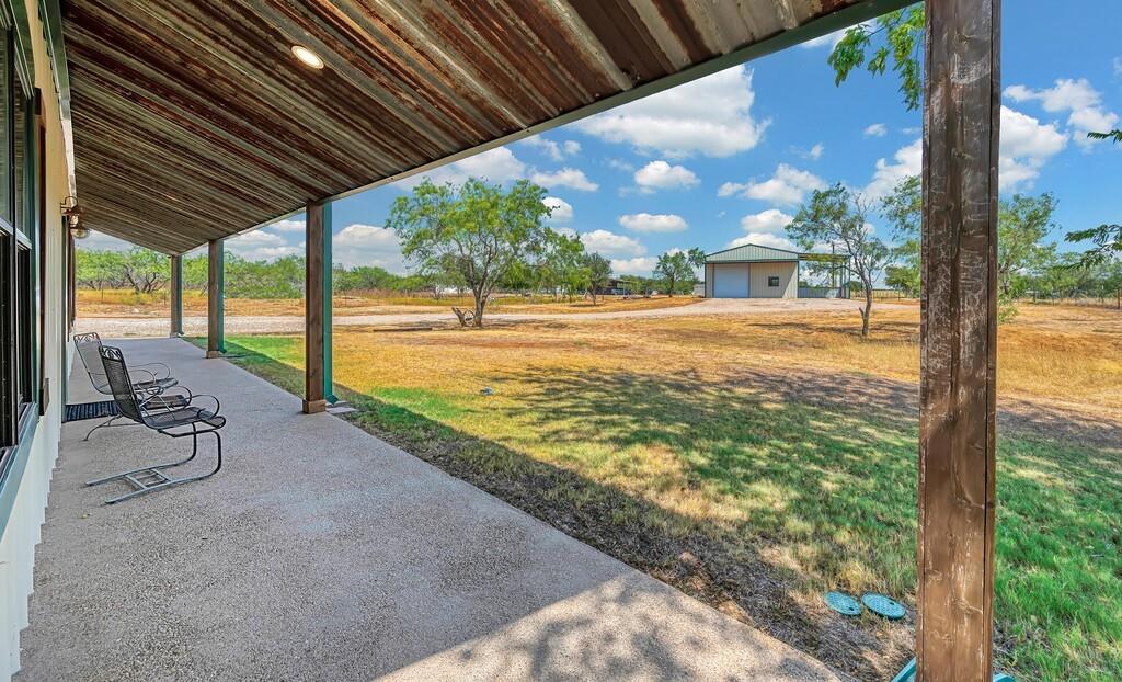 main property photo 27