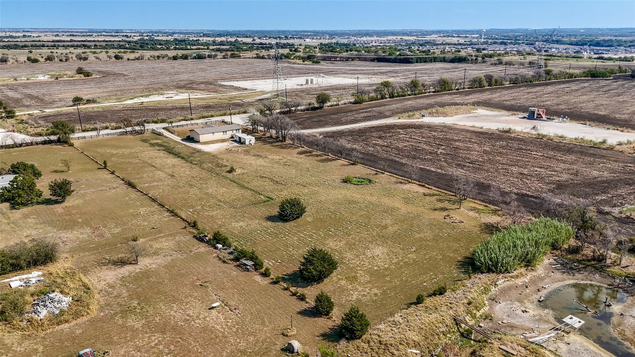 main property photo 24