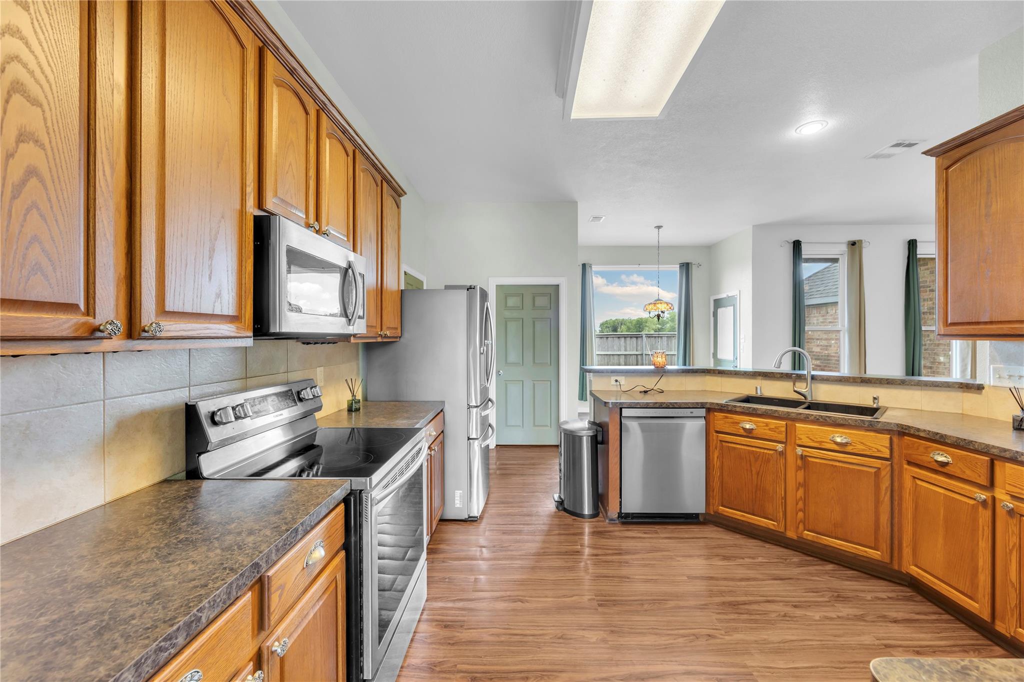 main property photo 12