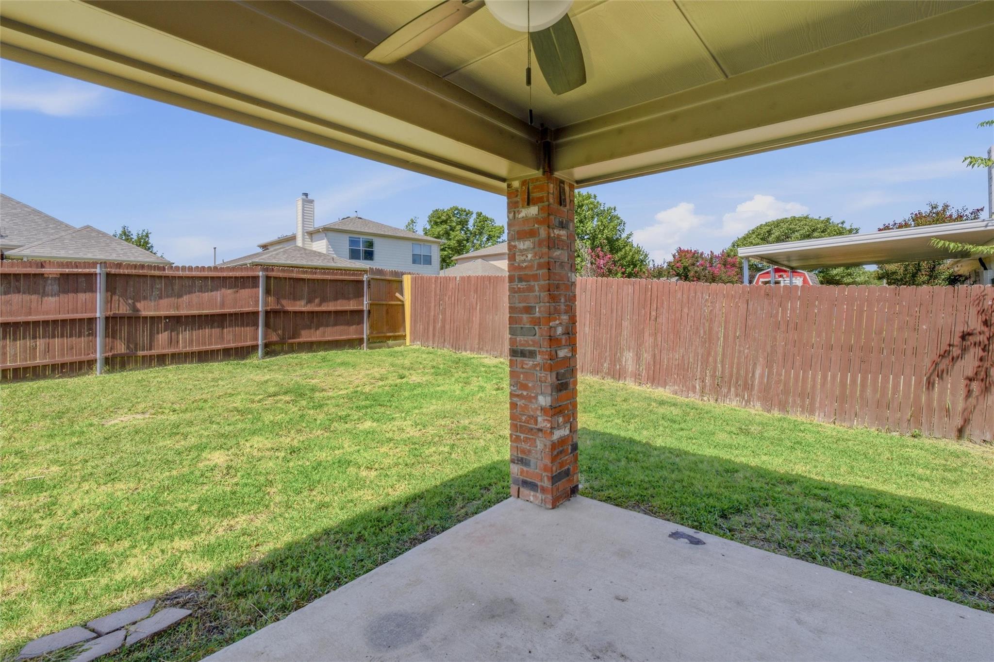 main property photo 16