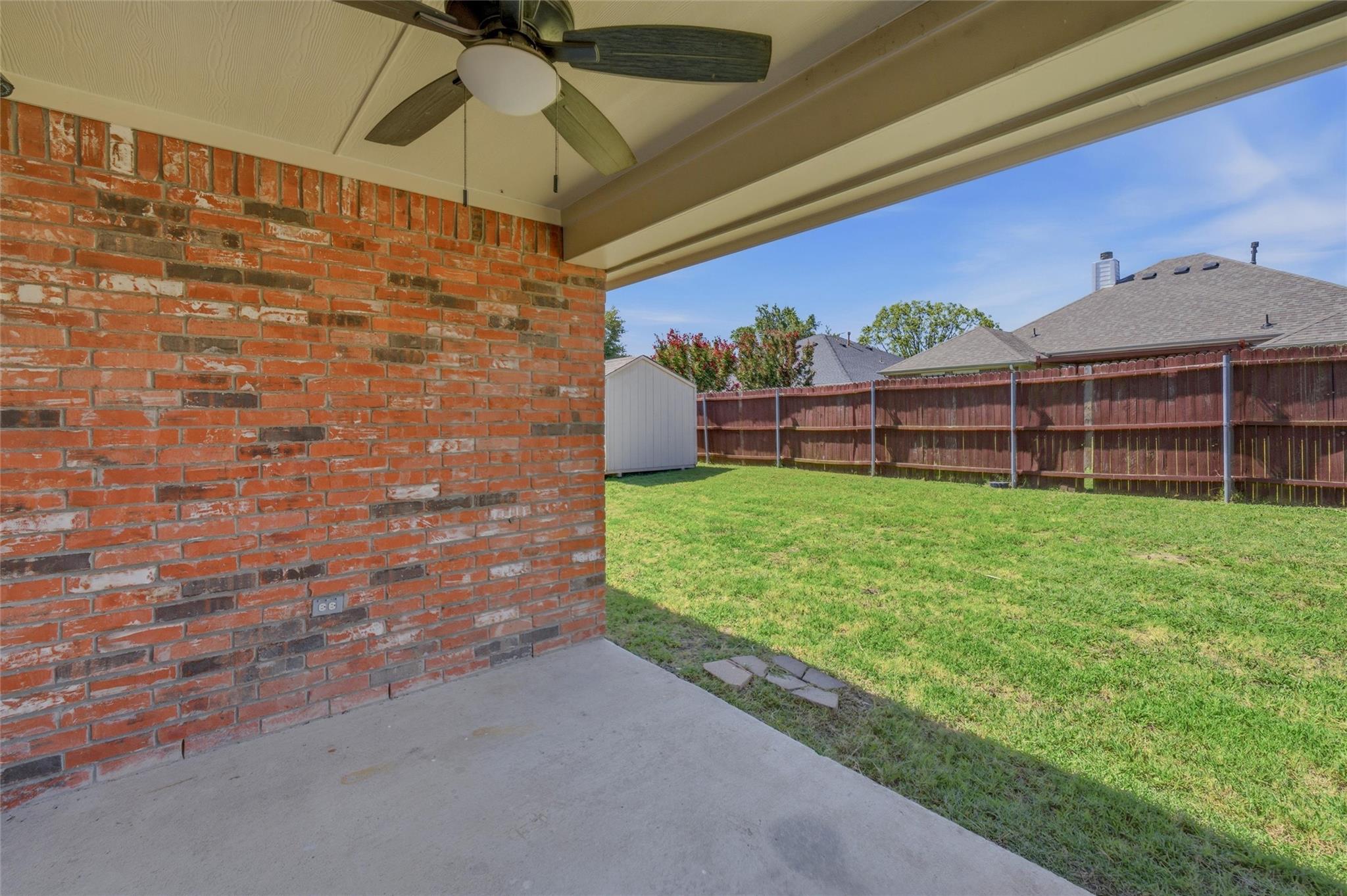 main property photo 17