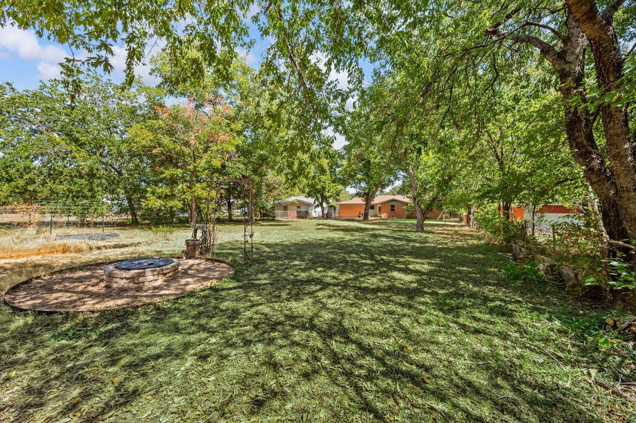 main property photo 31
