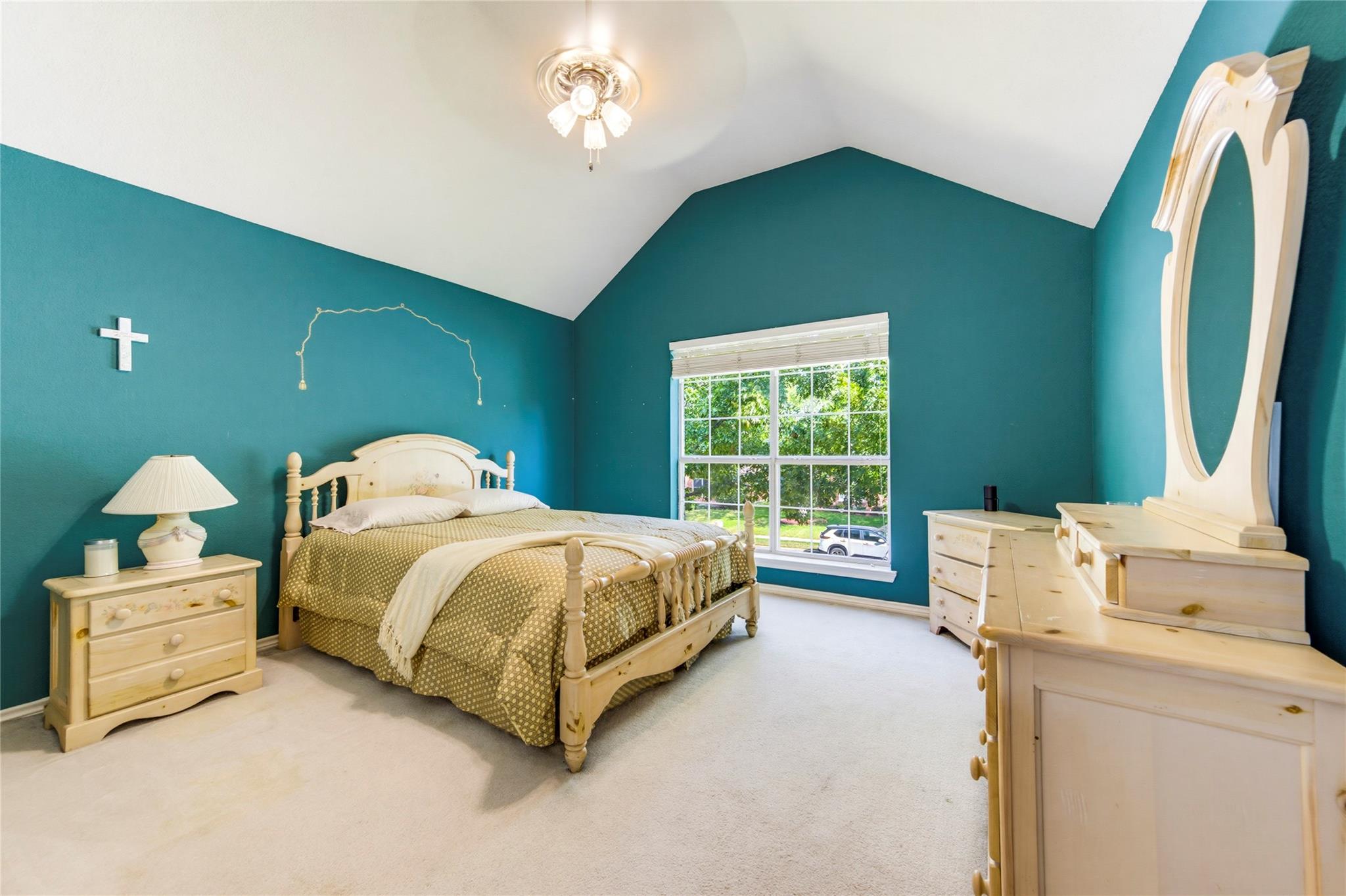 main property photo 20