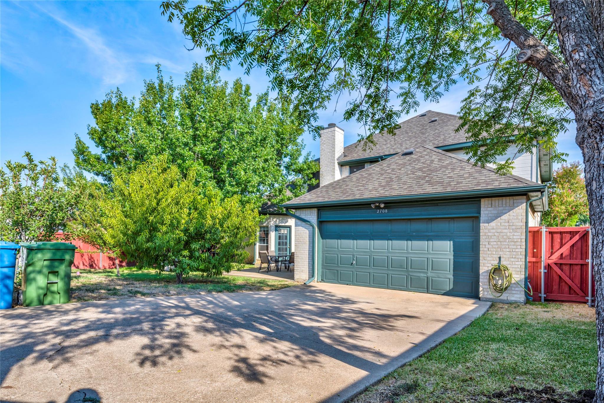main property photo 29