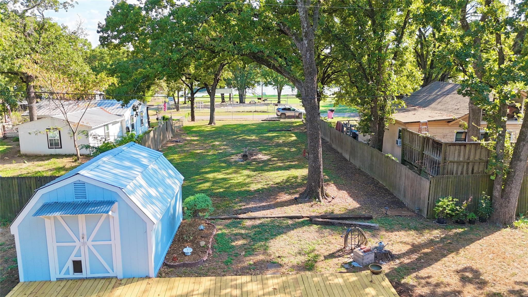 main property photo 13