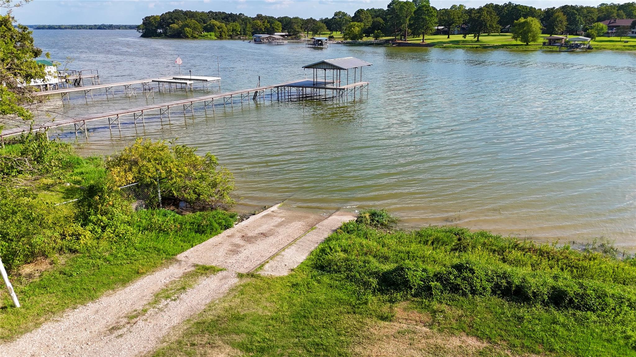 main property photo 24