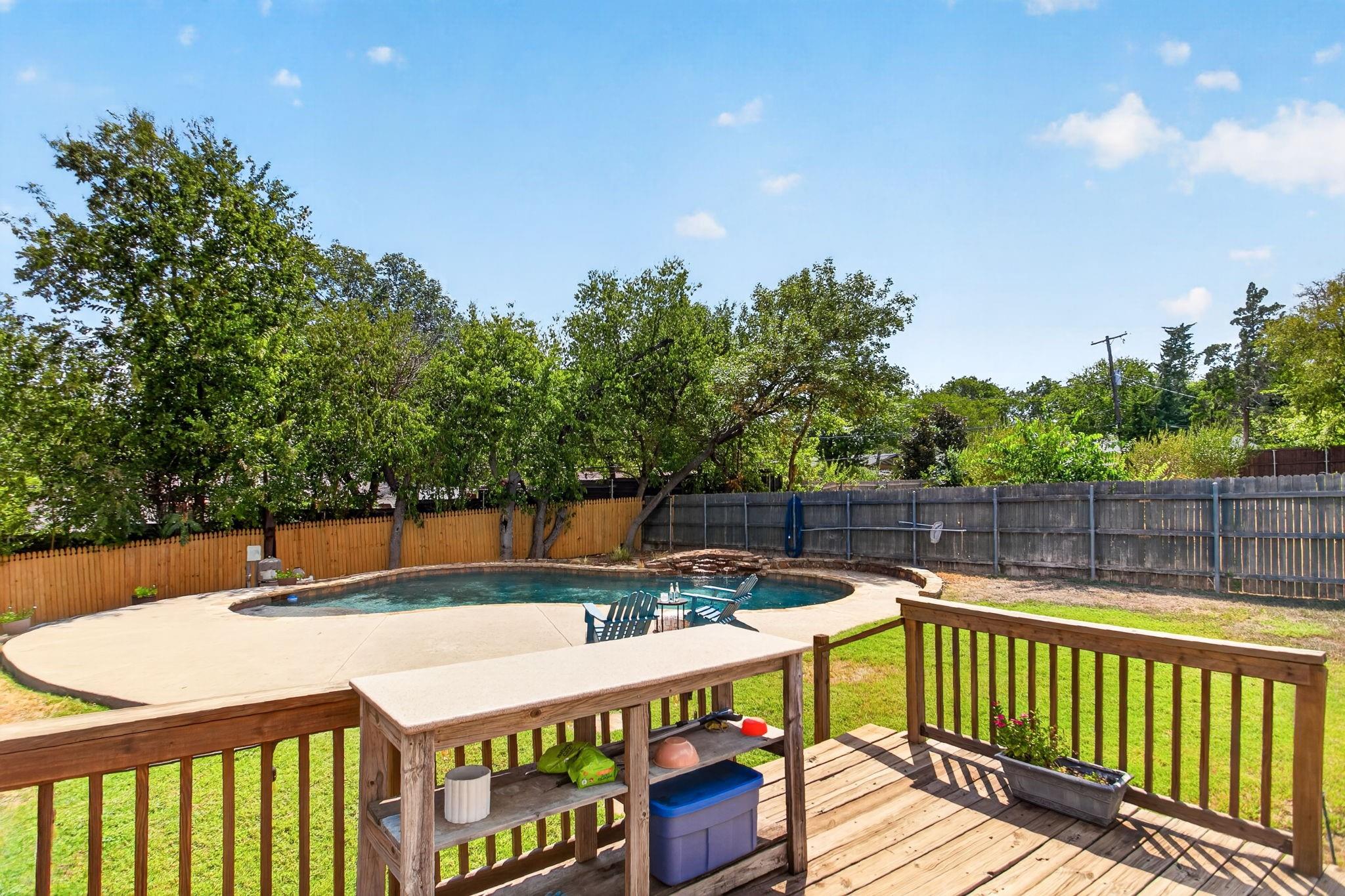 main property photo 35