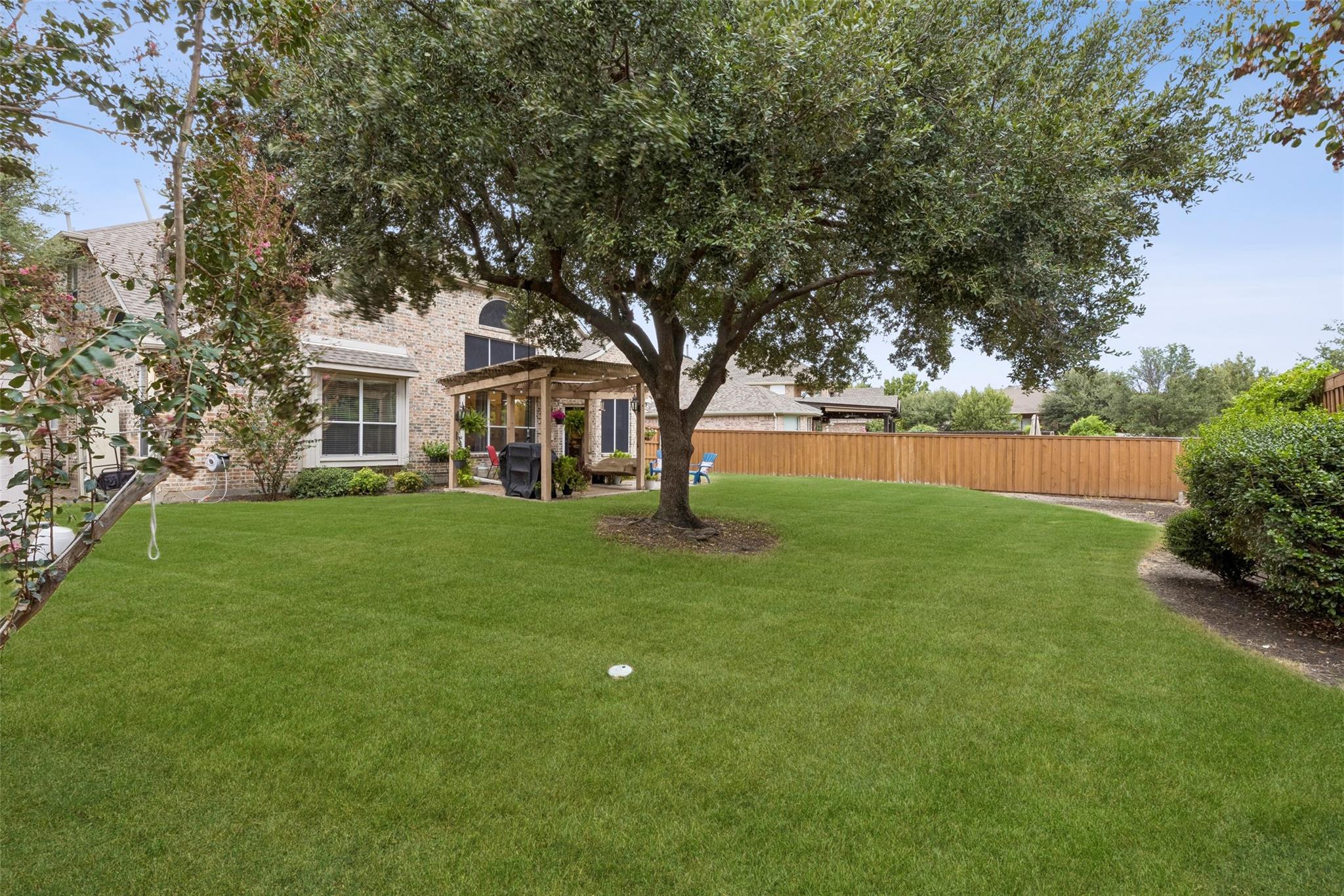 main property photo 27
