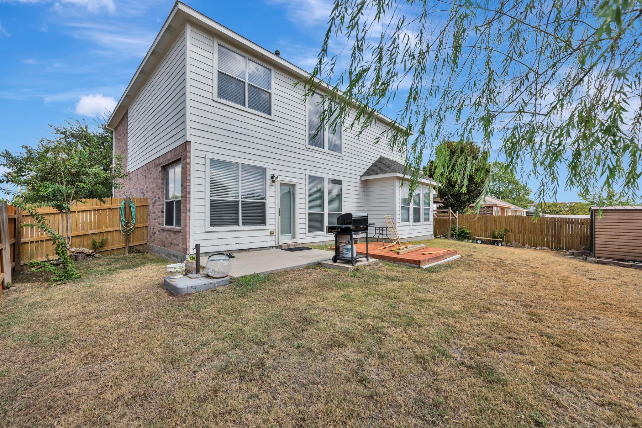 main property photo 17