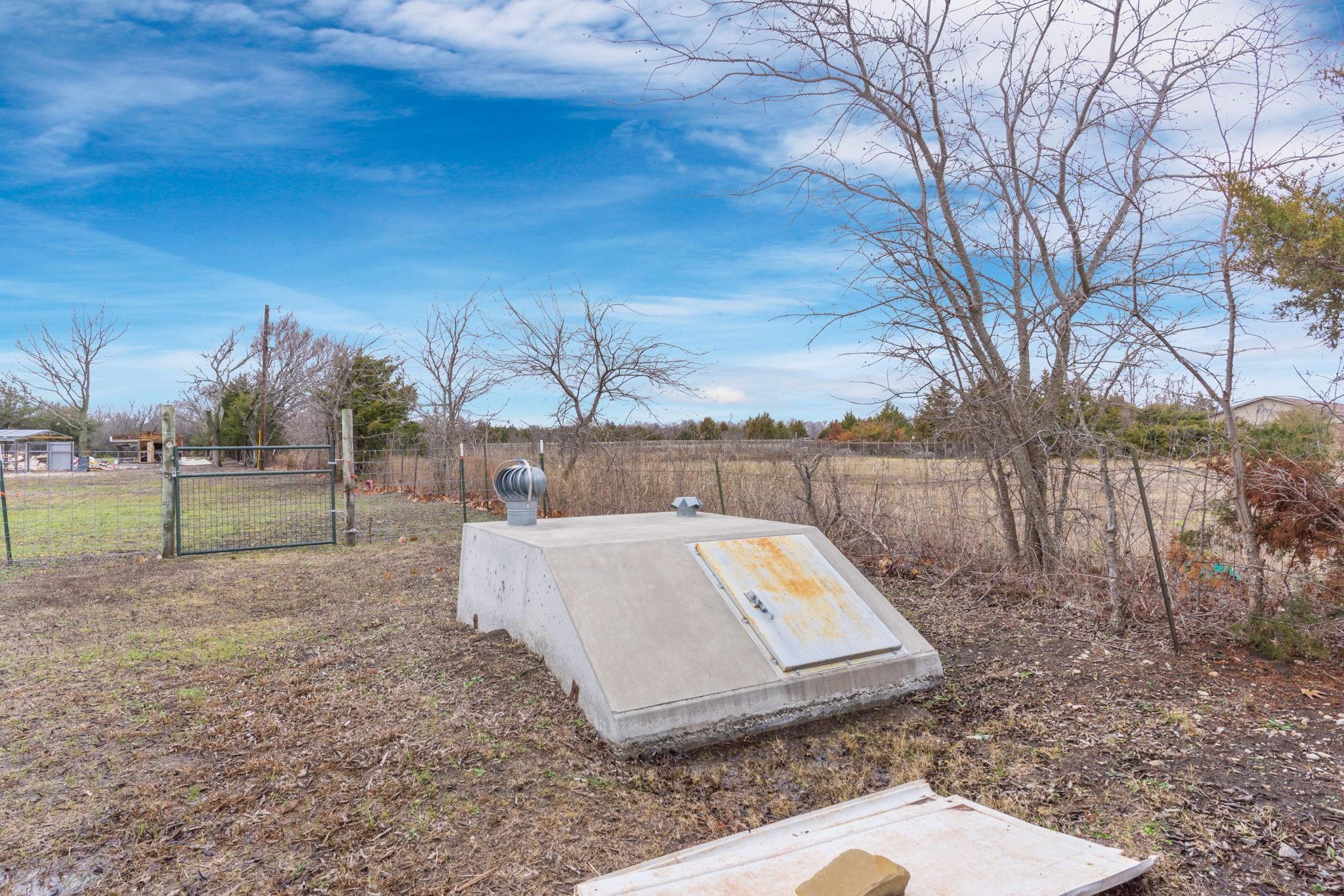 main property photo 6