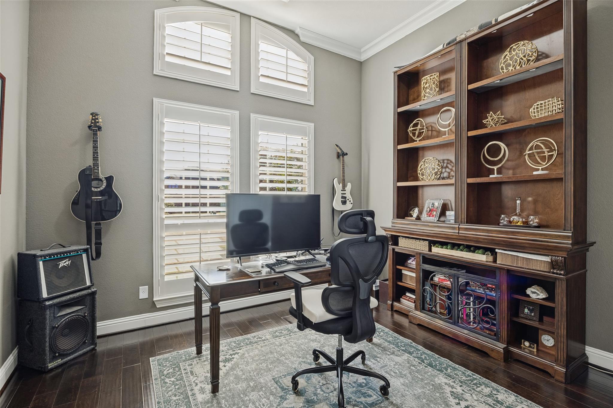 main property photo 17