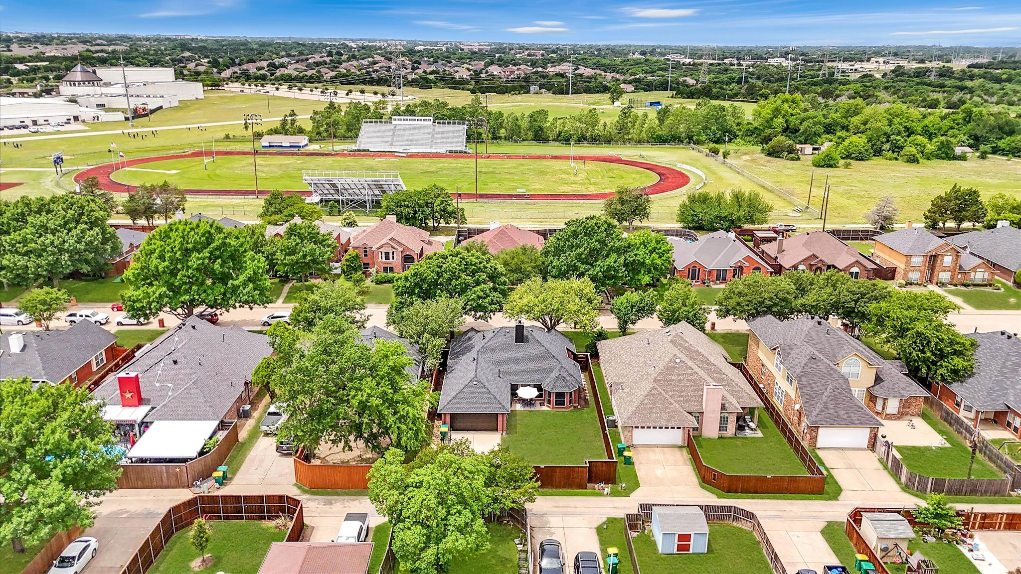 main property photo 27