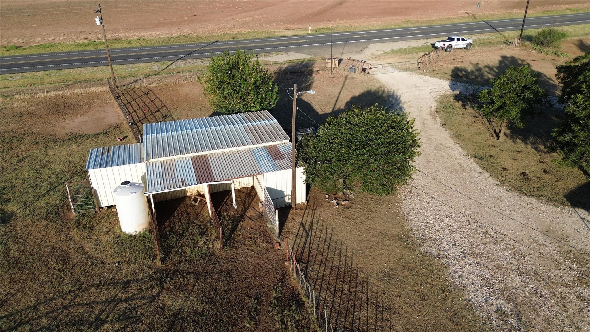 main property photo 12