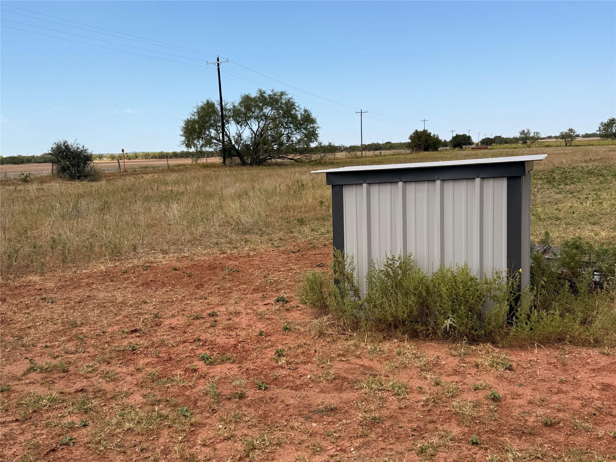 main property photo 27