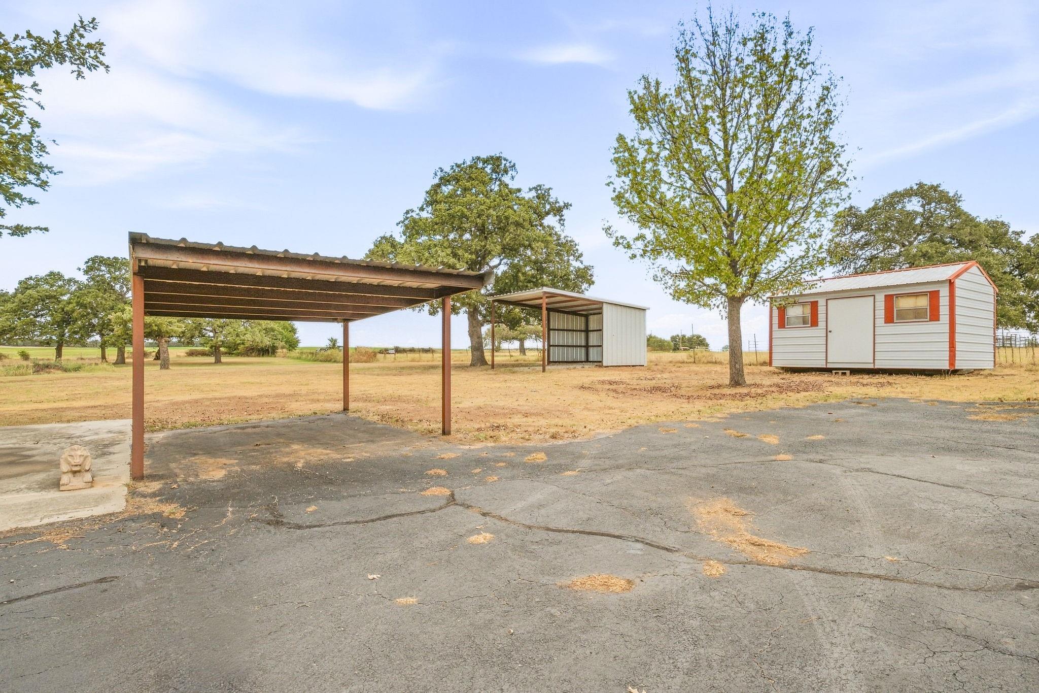 main property photo 27