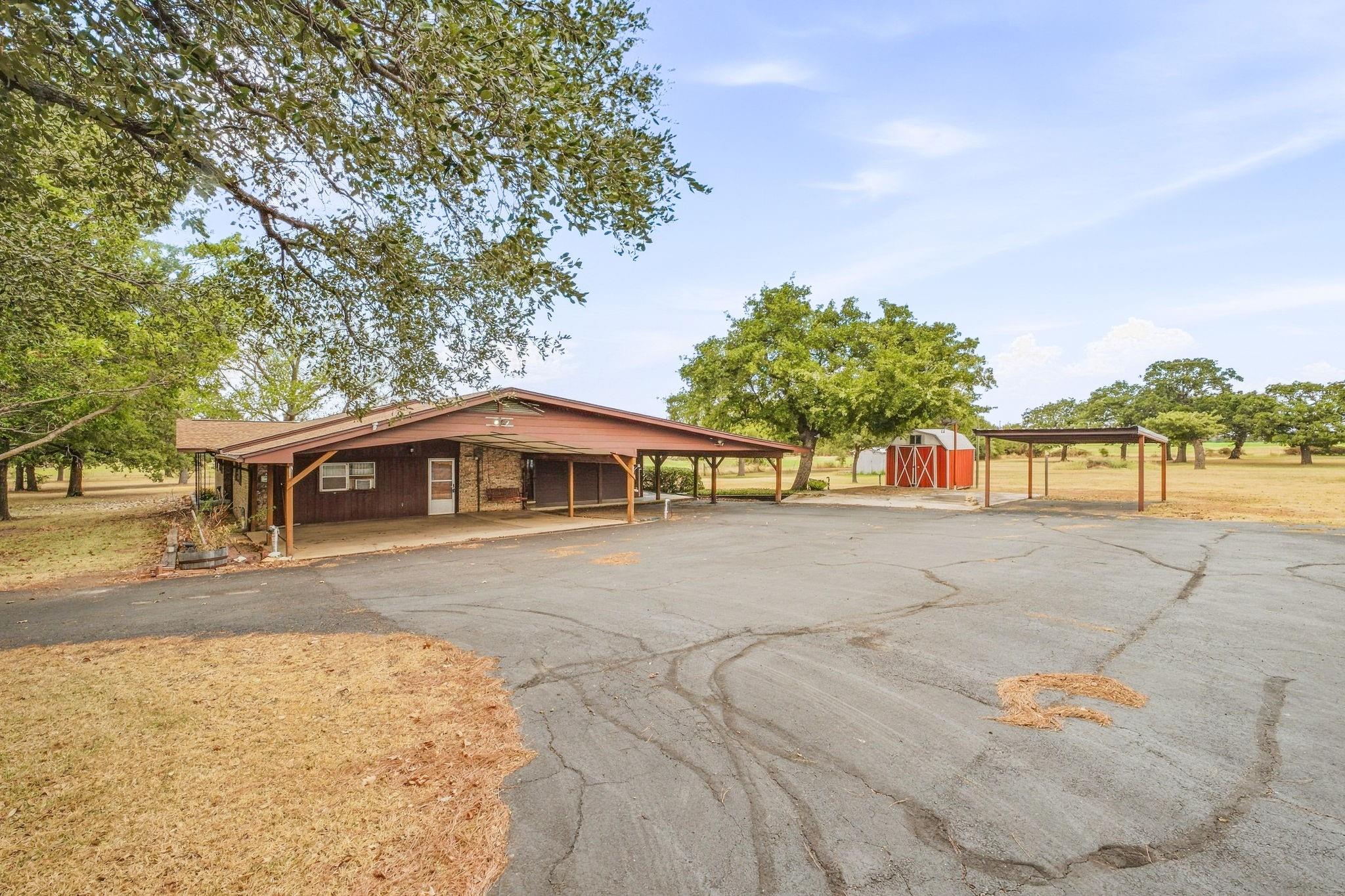 main property photo 30