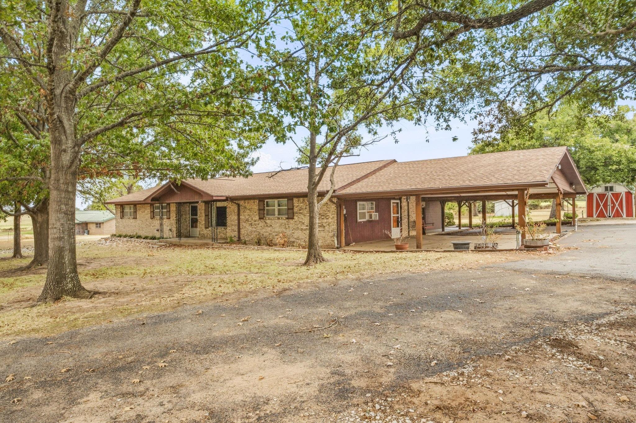 main property photo 4