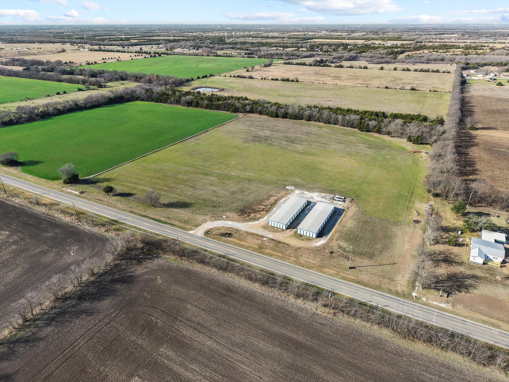 main property photo 10