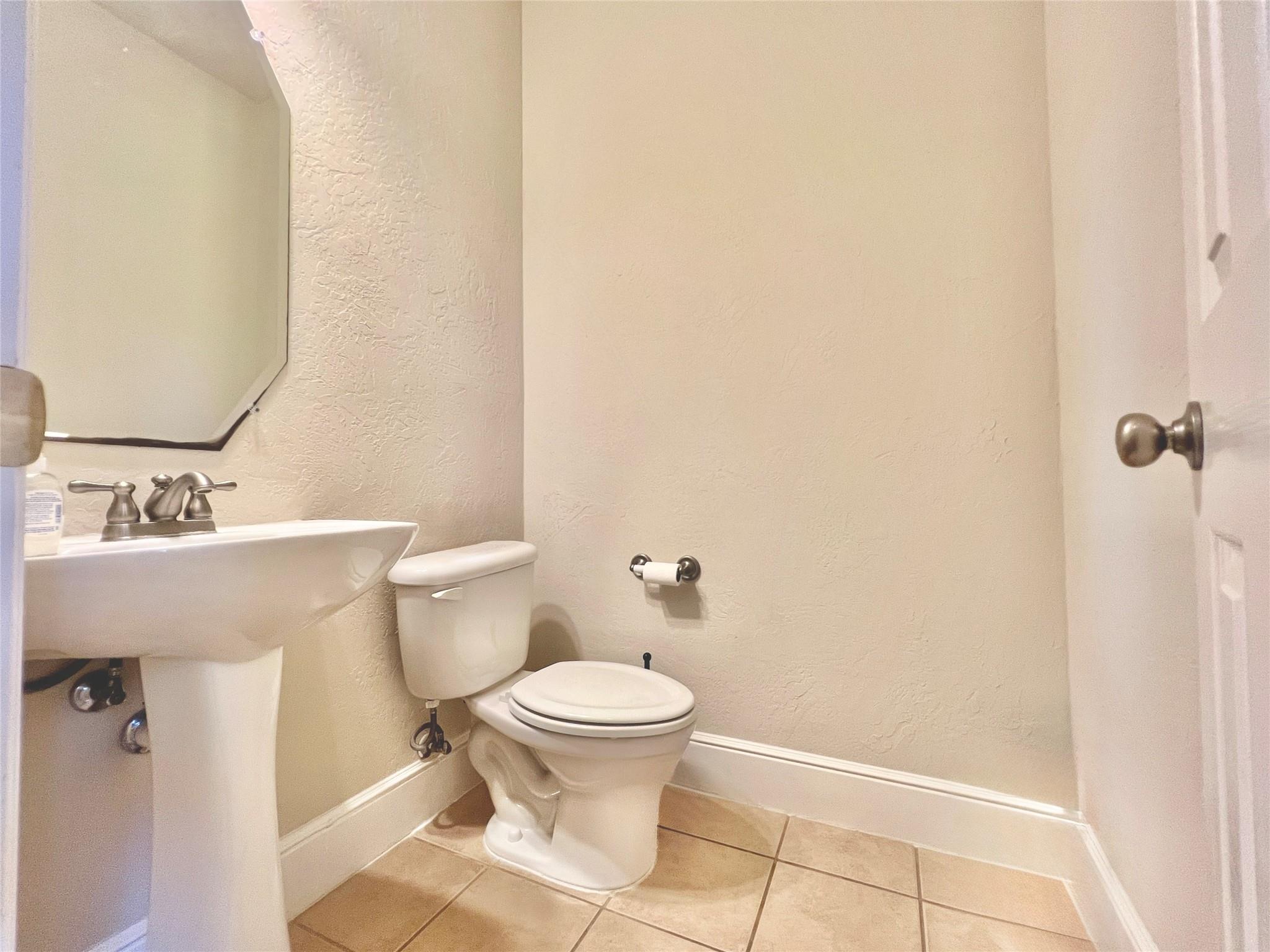 main property photo 14