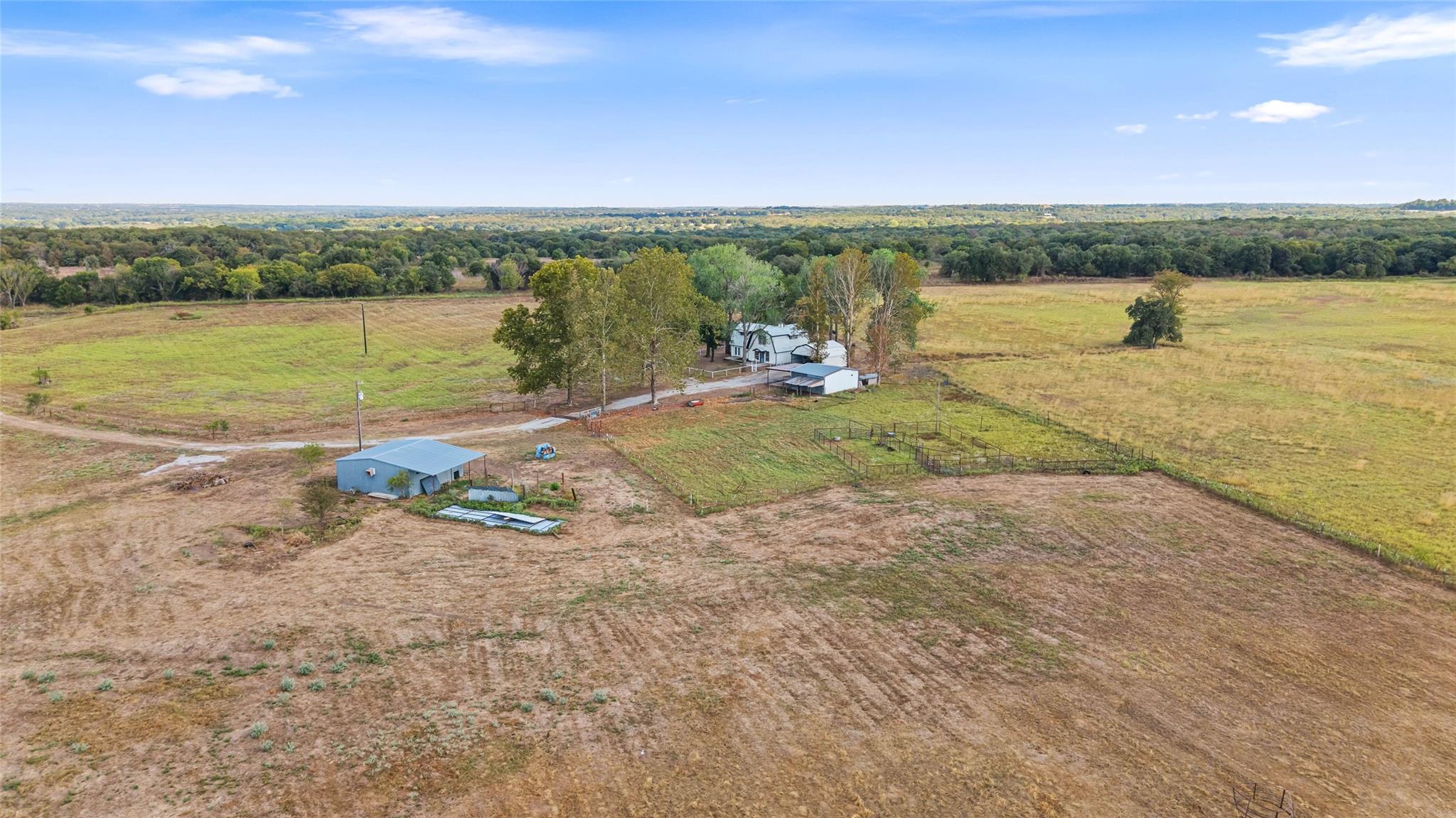 main property photo 36