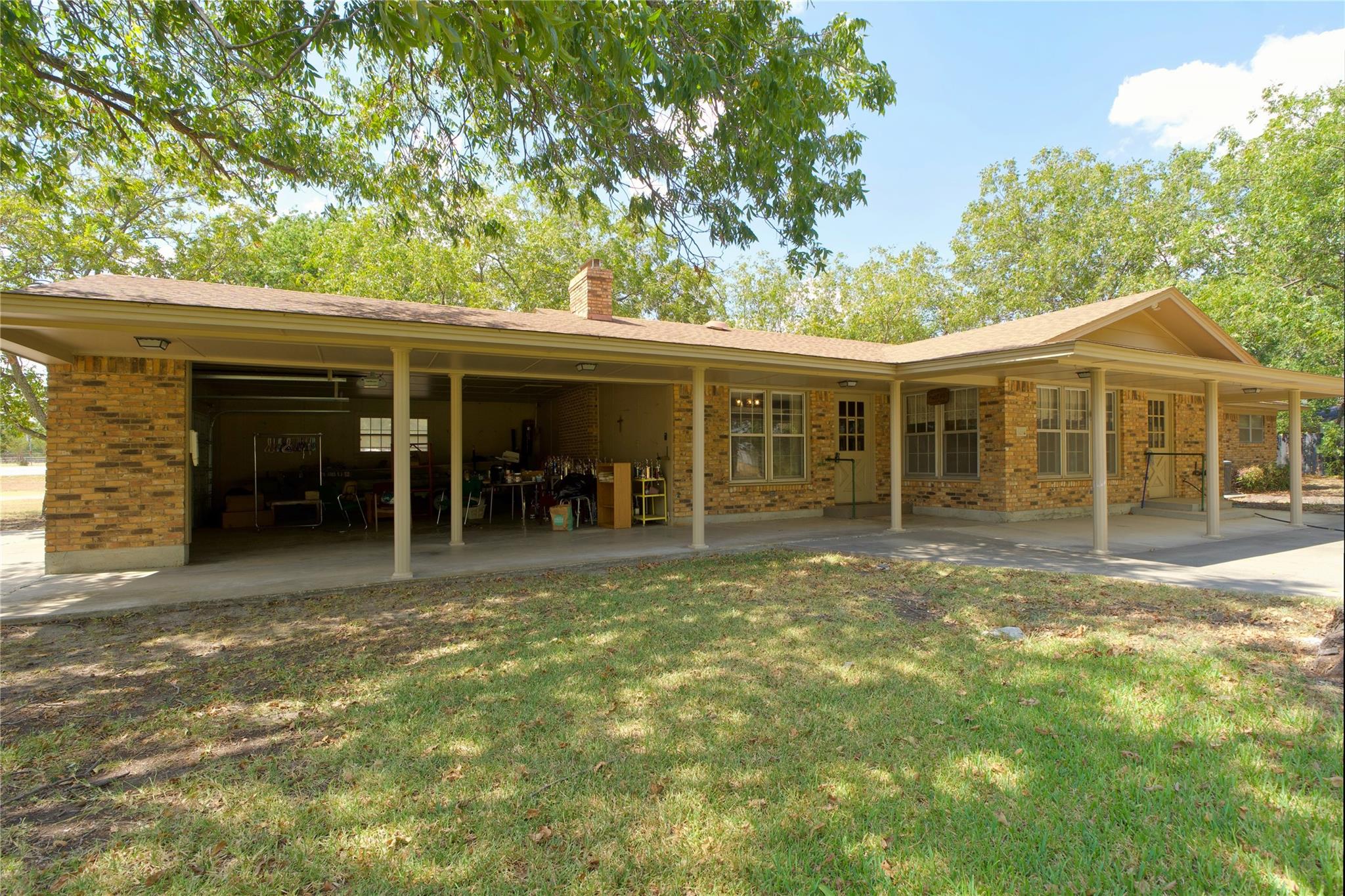 main property photo 27
