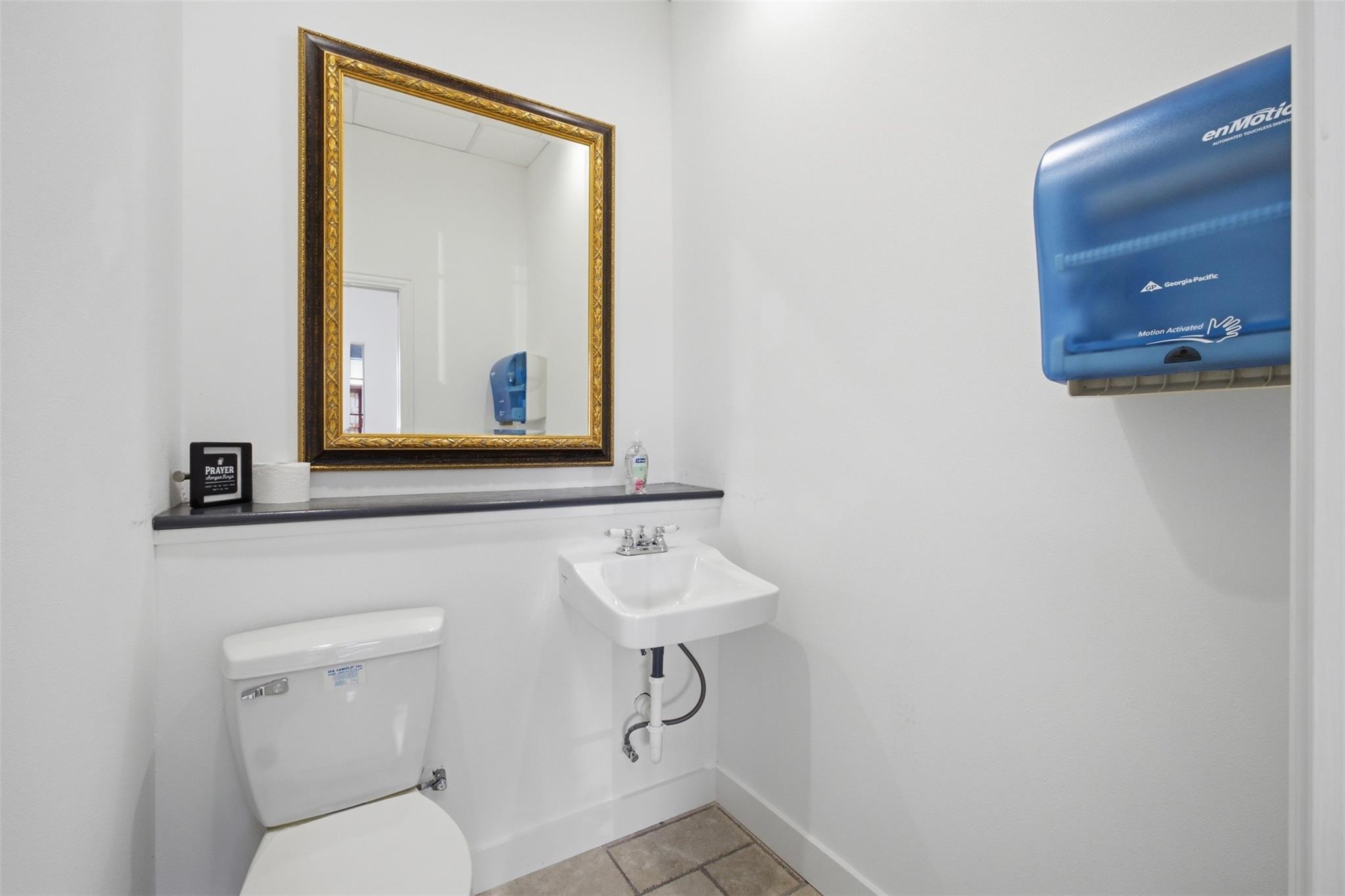 main property photo 12