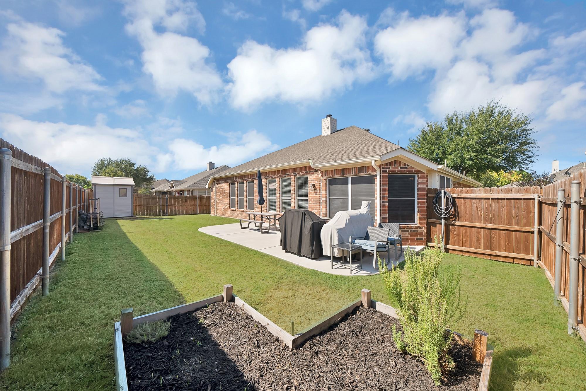 main property photo 31
